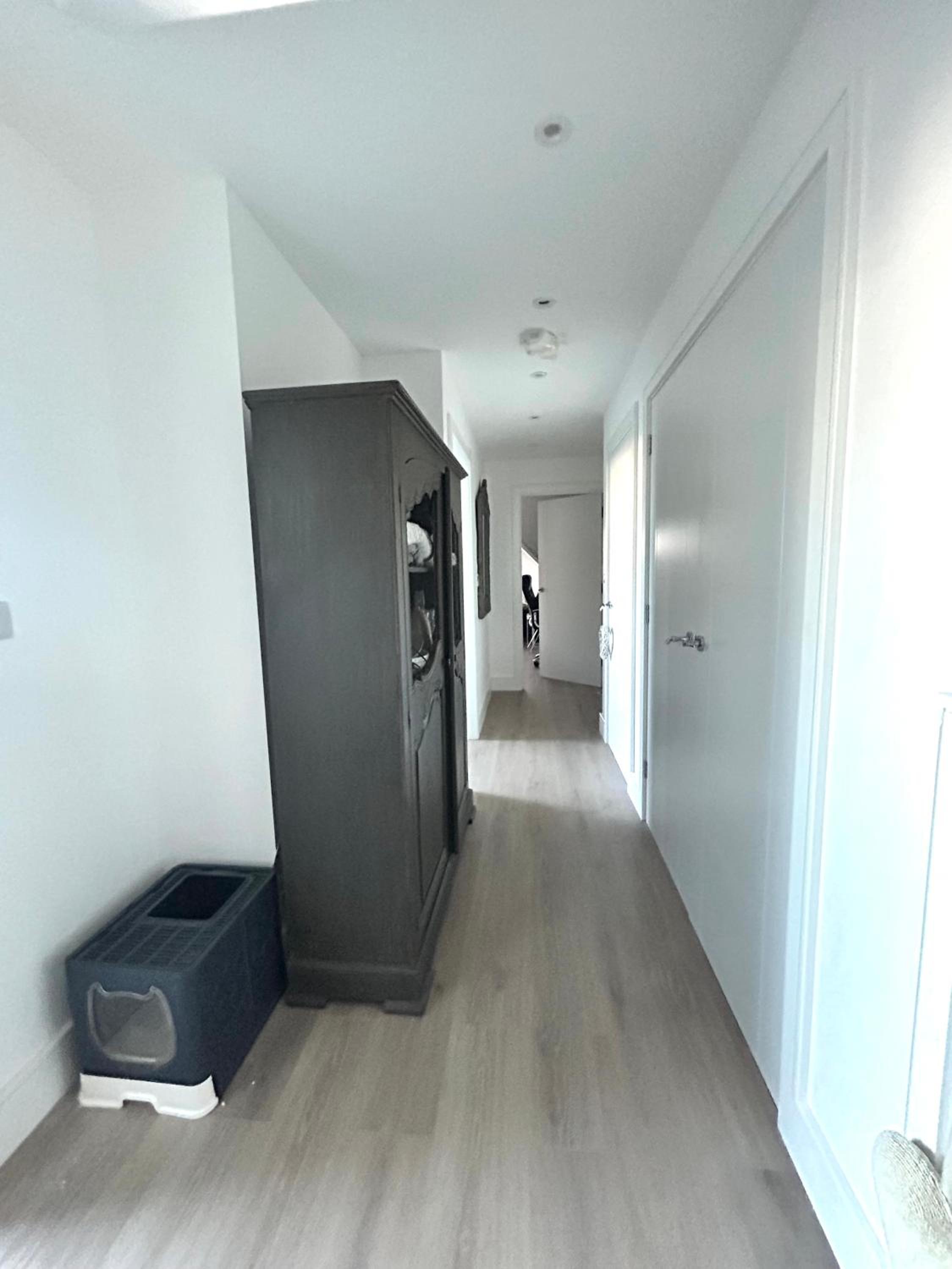 The Penthouse Double Bedroom for Rent Use of kitchen