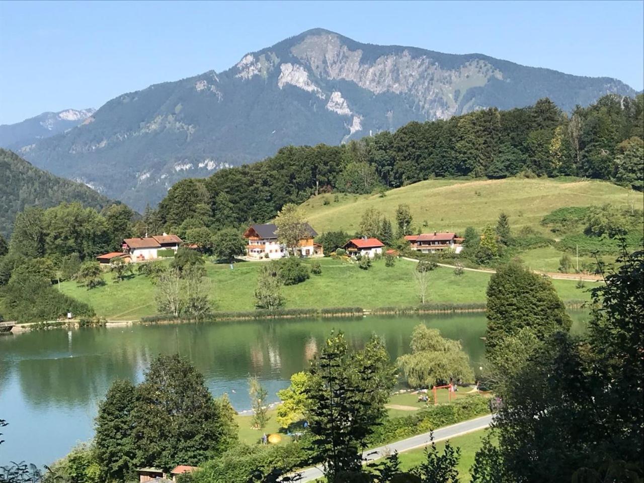 Exclusive 120 qm Wohnung am Wössner view 2