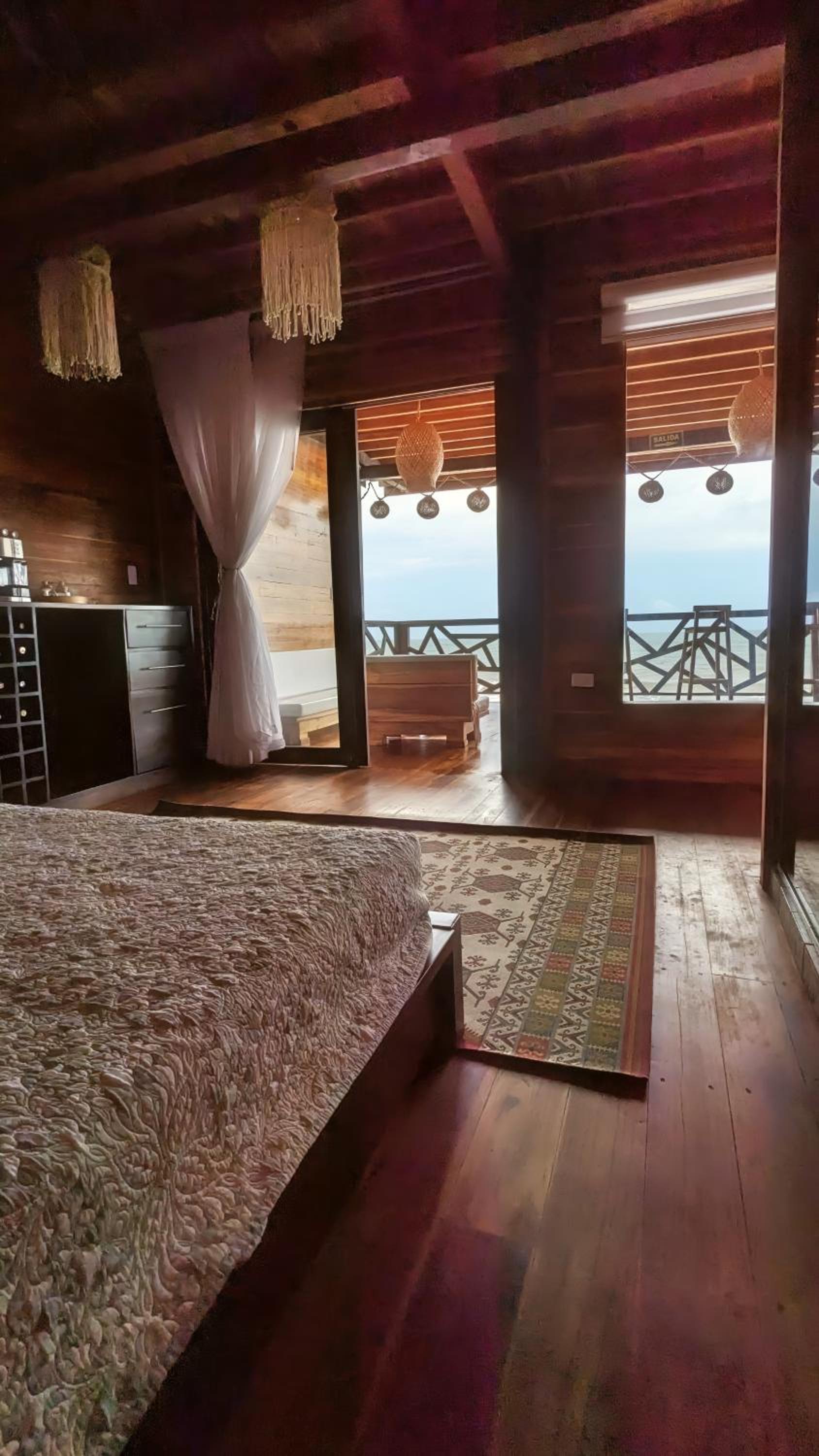 Yaku Hostel