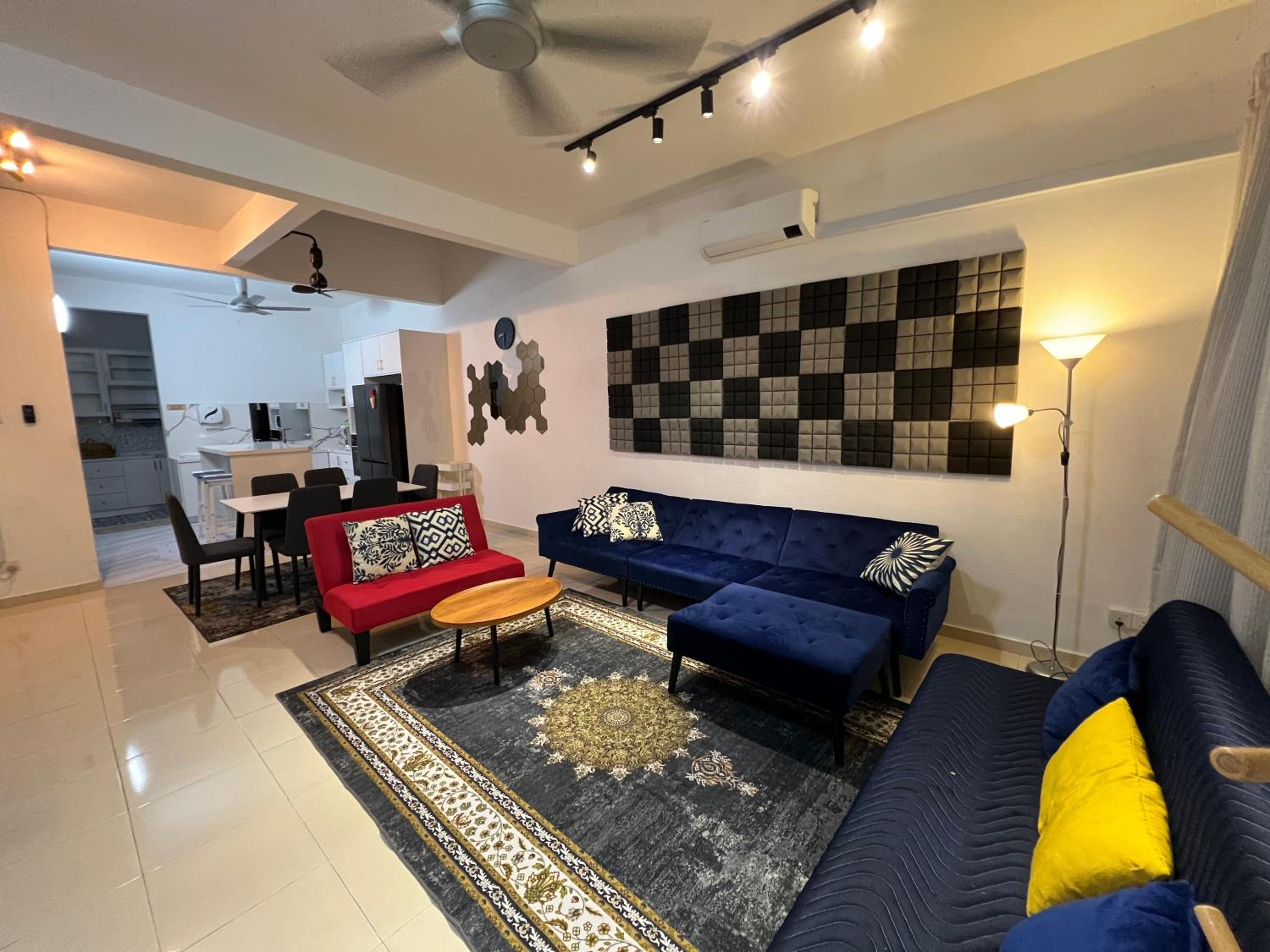NEW! Naiz Crib 4 Bedroom at Kepayang Heights photo 1