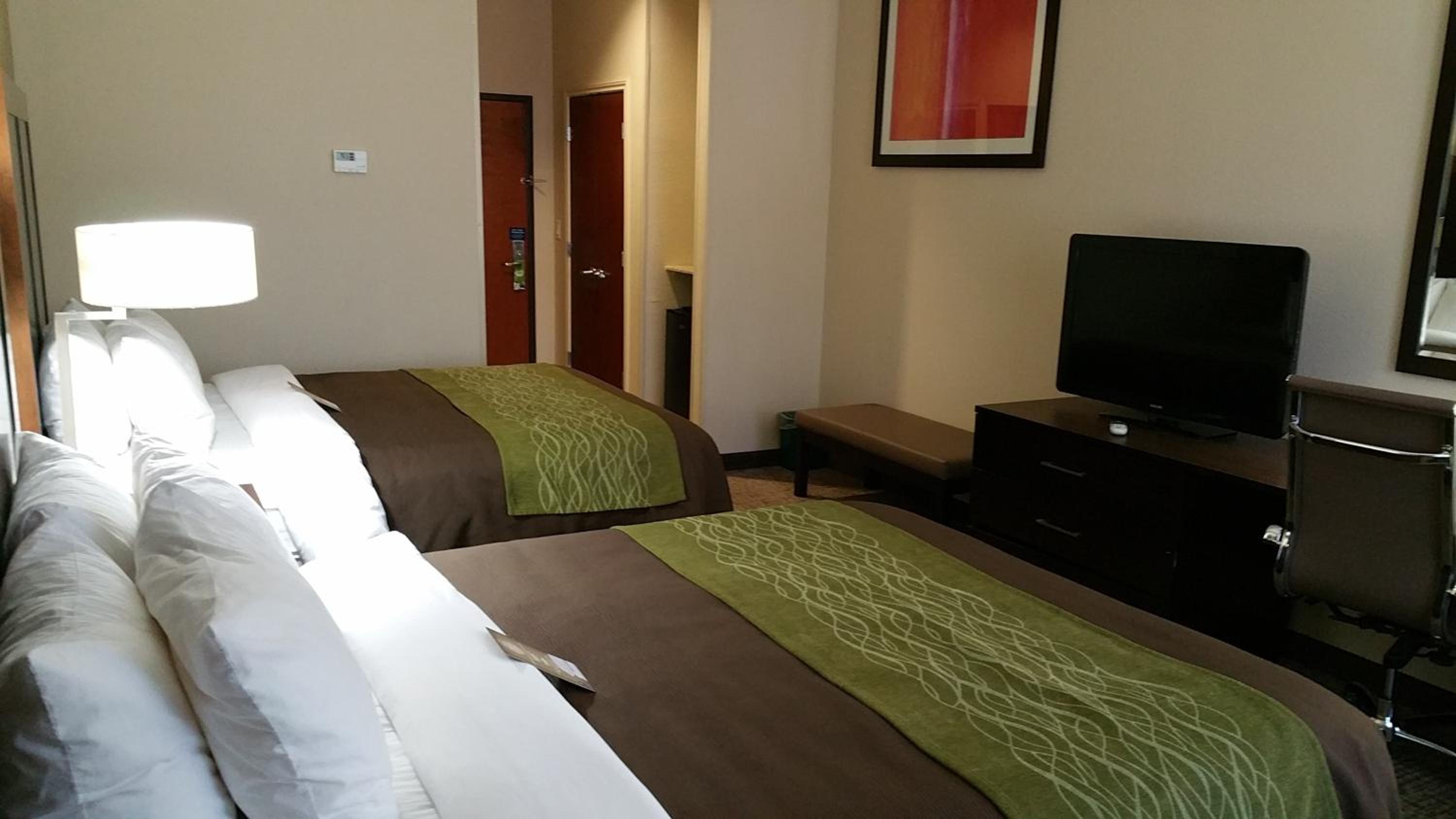 Comfort Inn & Suites Lakeside