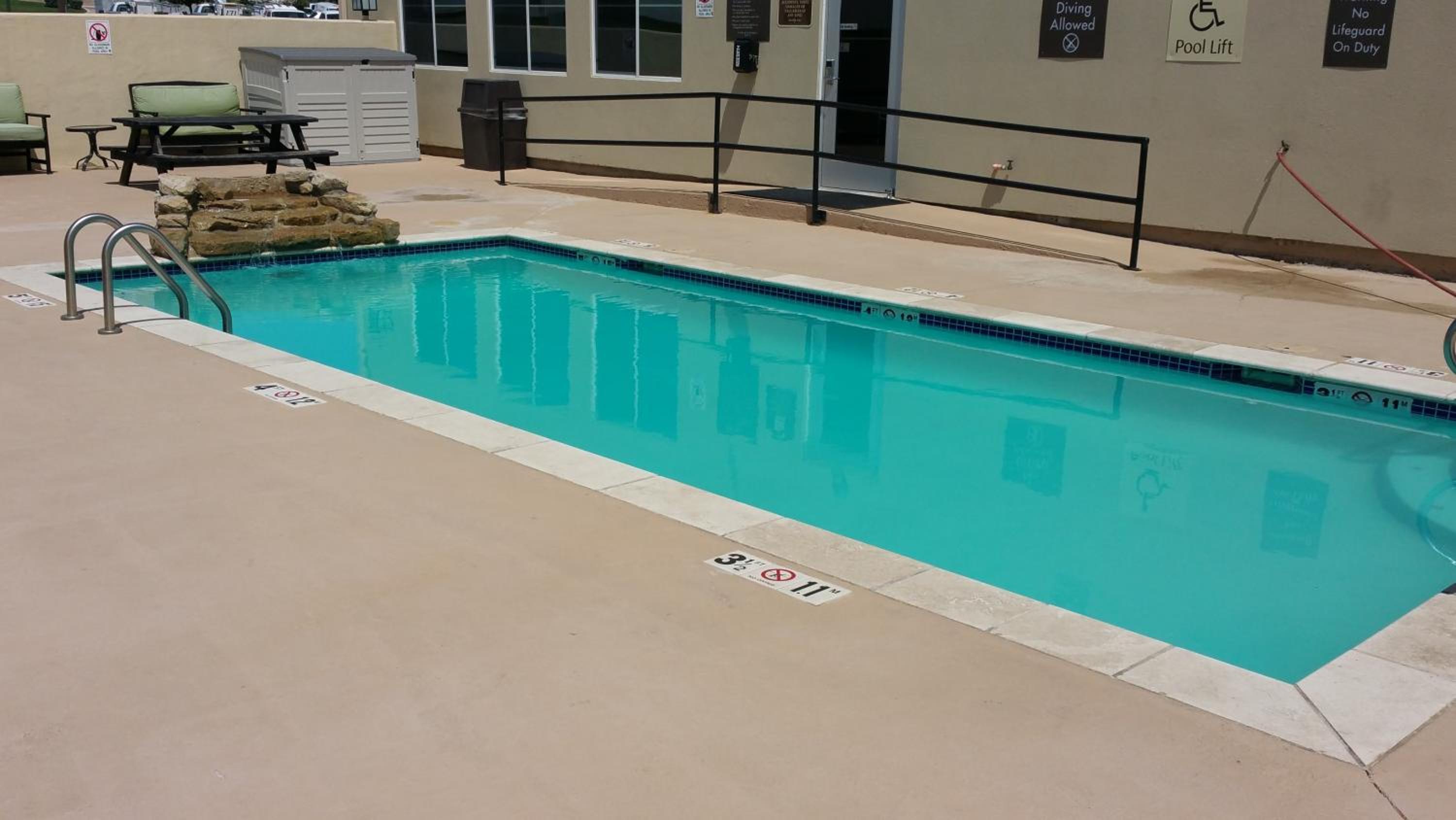 Comfort Inn & Suites Lakeside