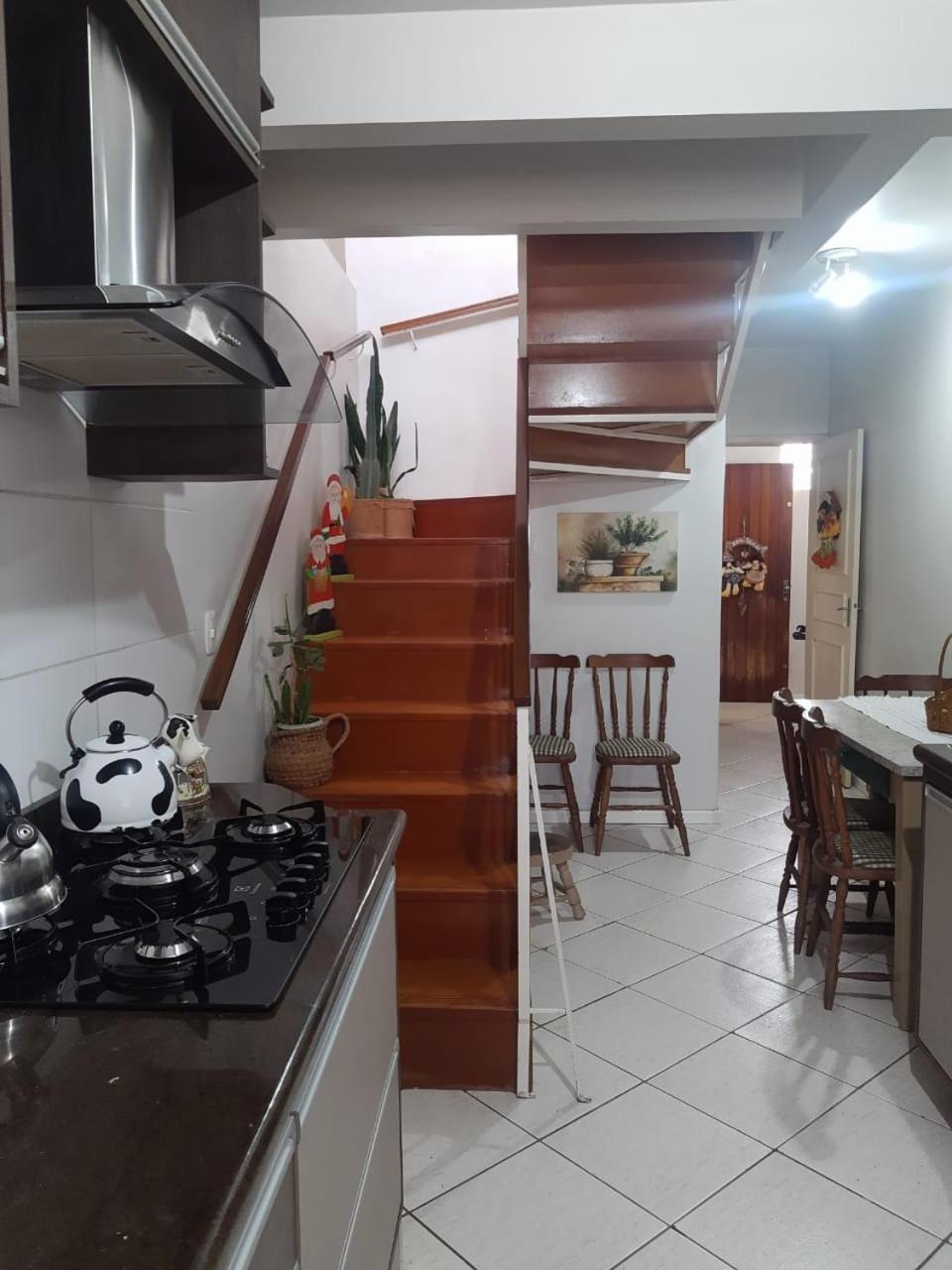 Casa e Ateliê de pintura Neiva Mario