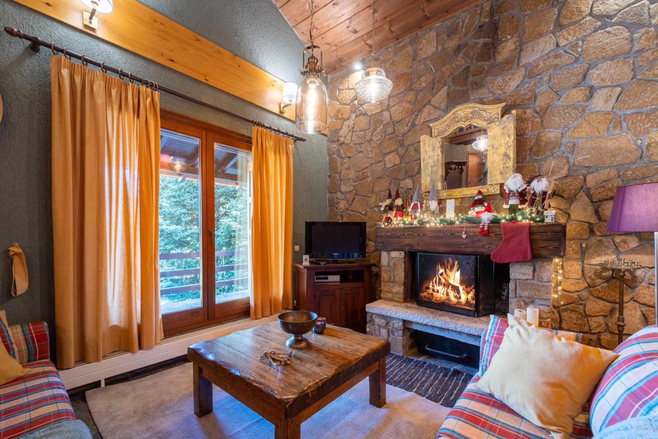 Dandy Villas Elatodasos - Chalet Artemis - Fir Forest - Jeep & Nature Lovers photo 3