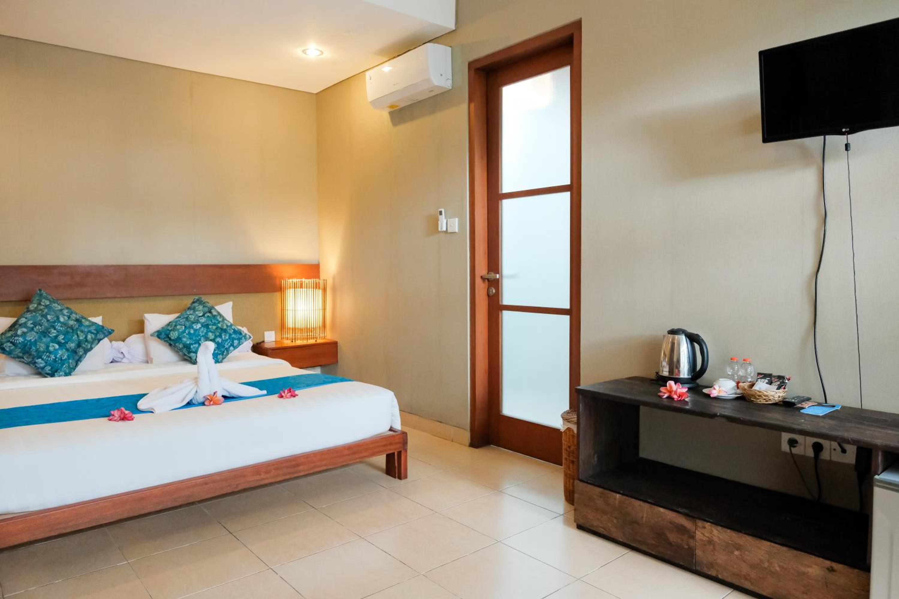 Semarandana Bedrooms and Pool