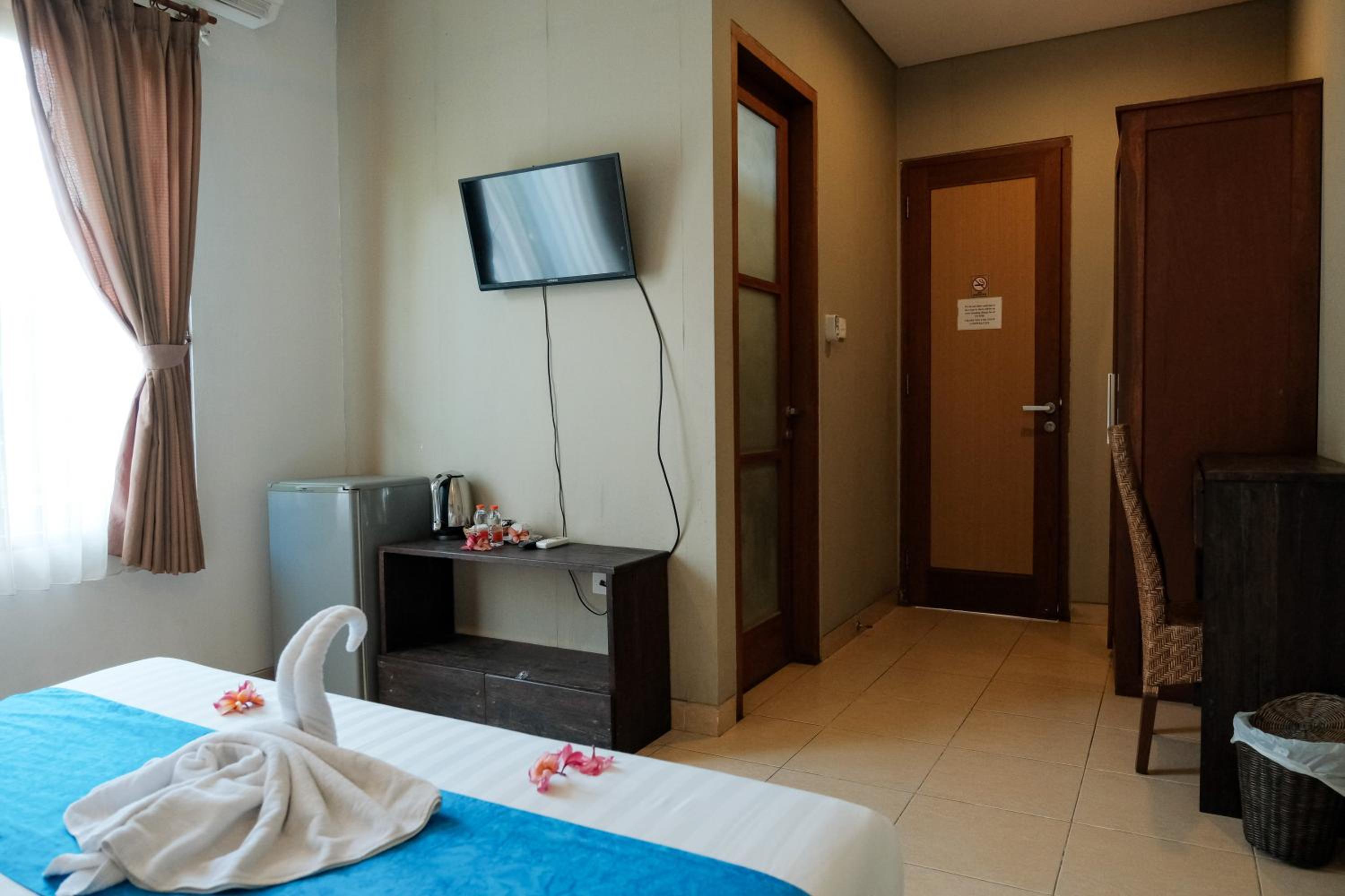 Semarandana Bedrooms and Pool