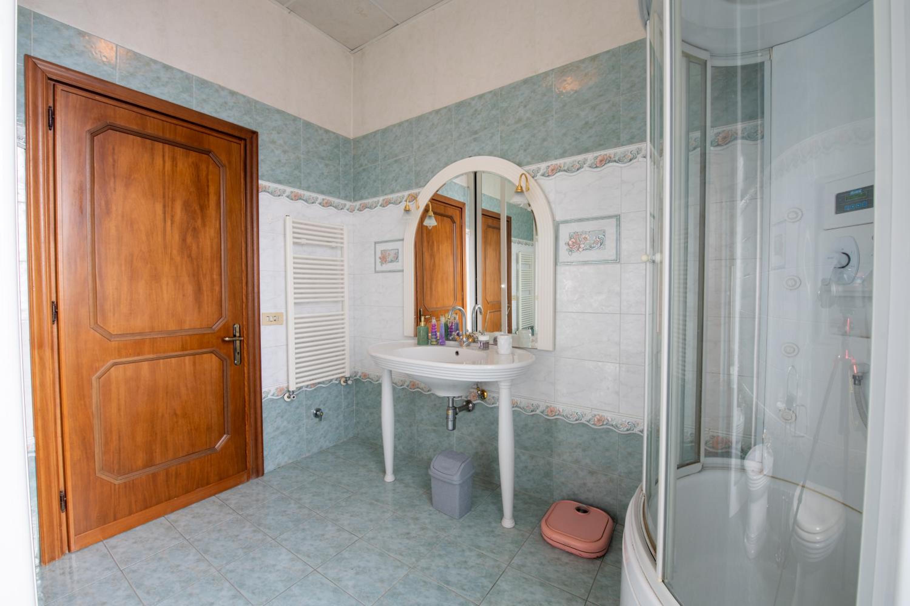 Dimora Armanda en Rome — bathroom