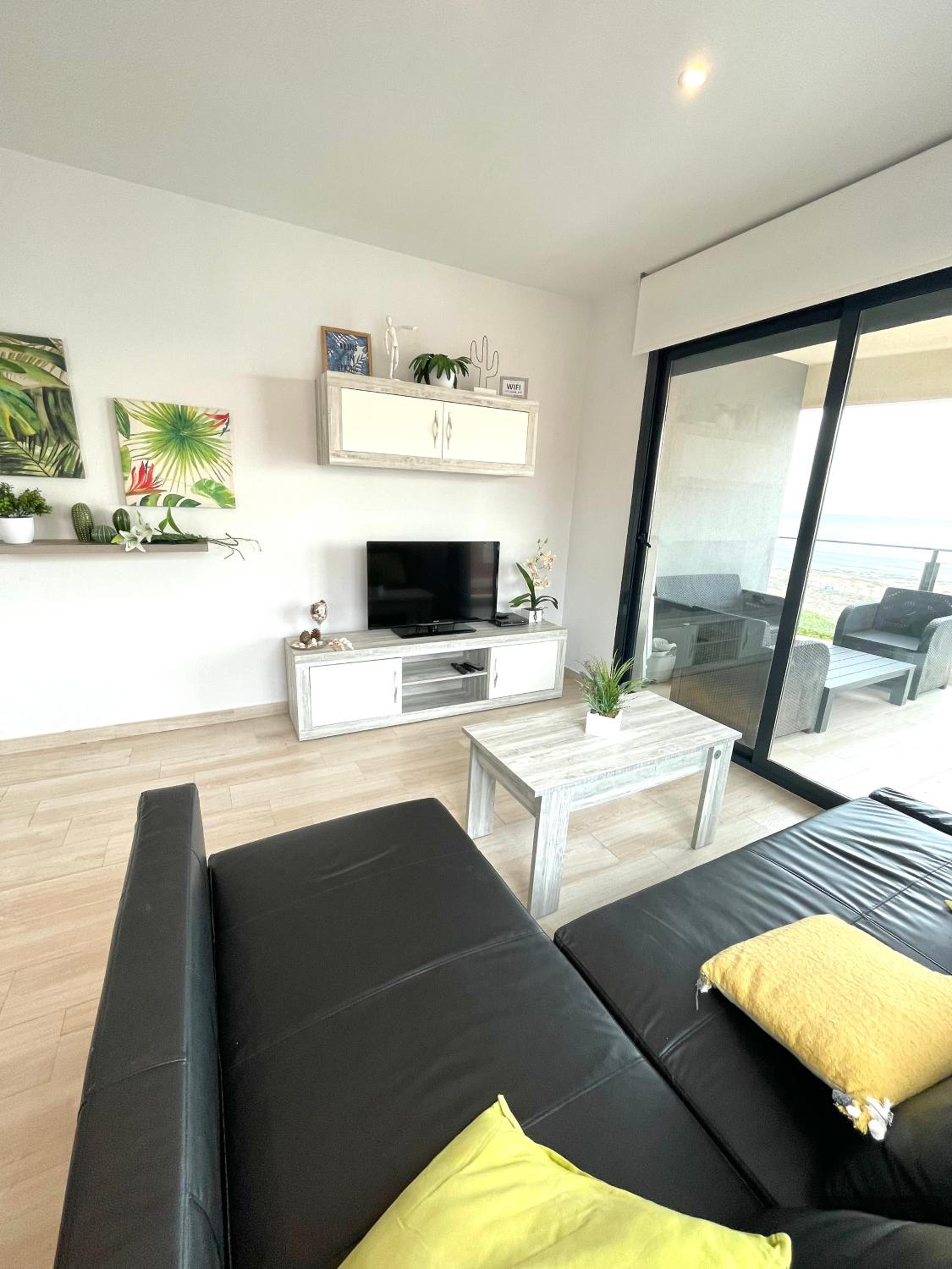 Luxury and Modern Beach Apartment with Sea Views view 4
