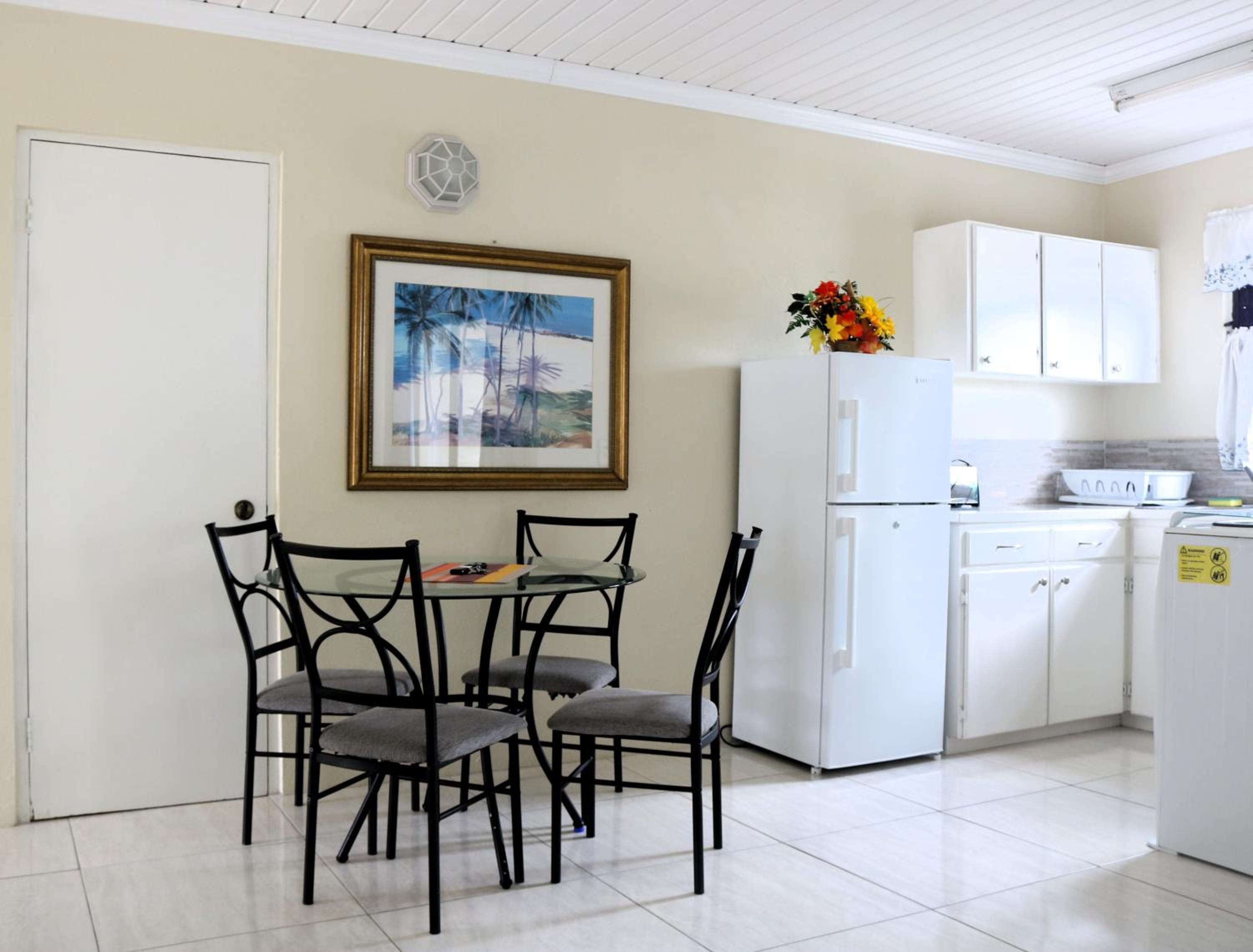 Apartment 7, Kenridge Residences, Ideal location
