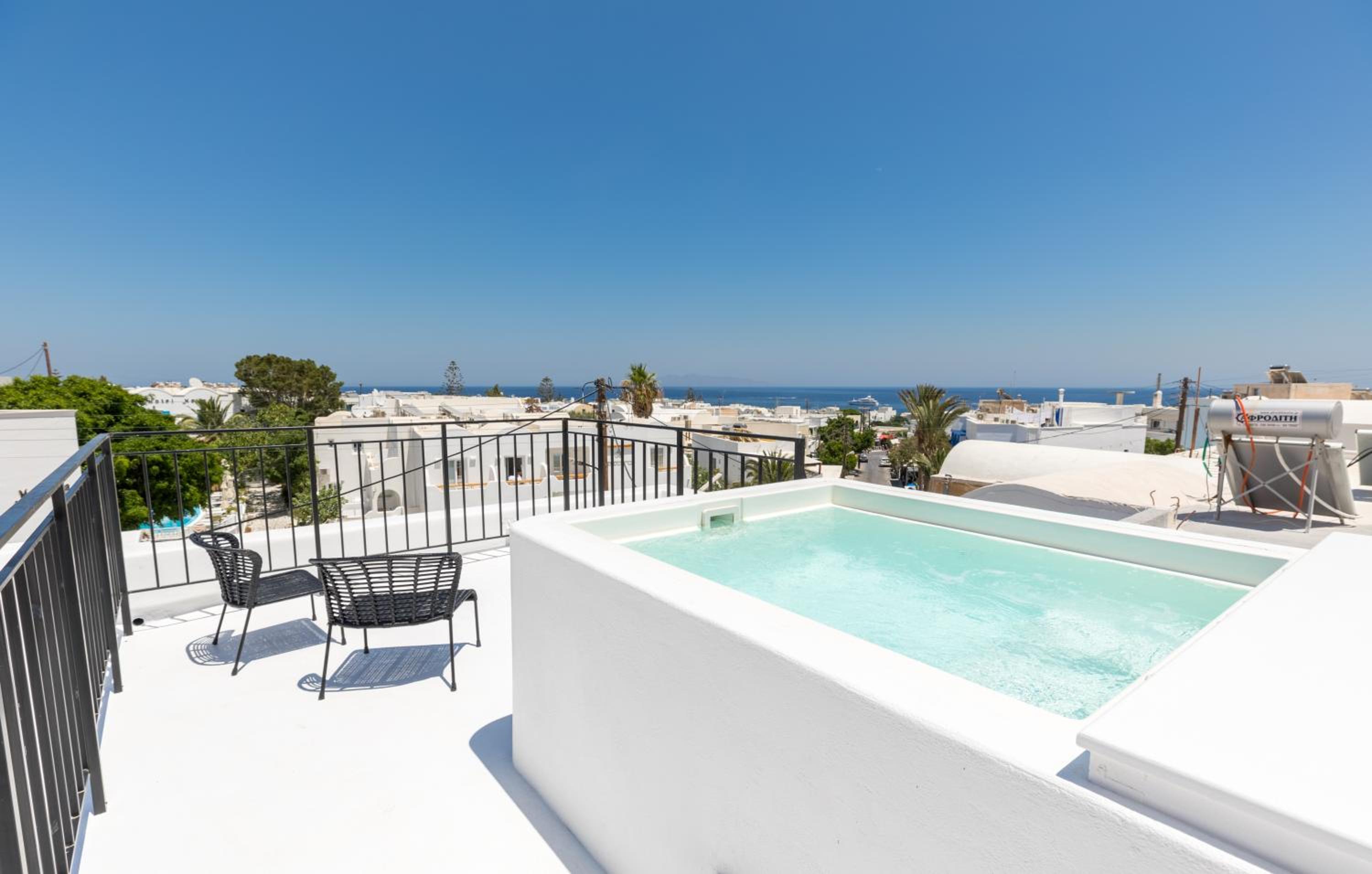 Nostos Apartments Kamari