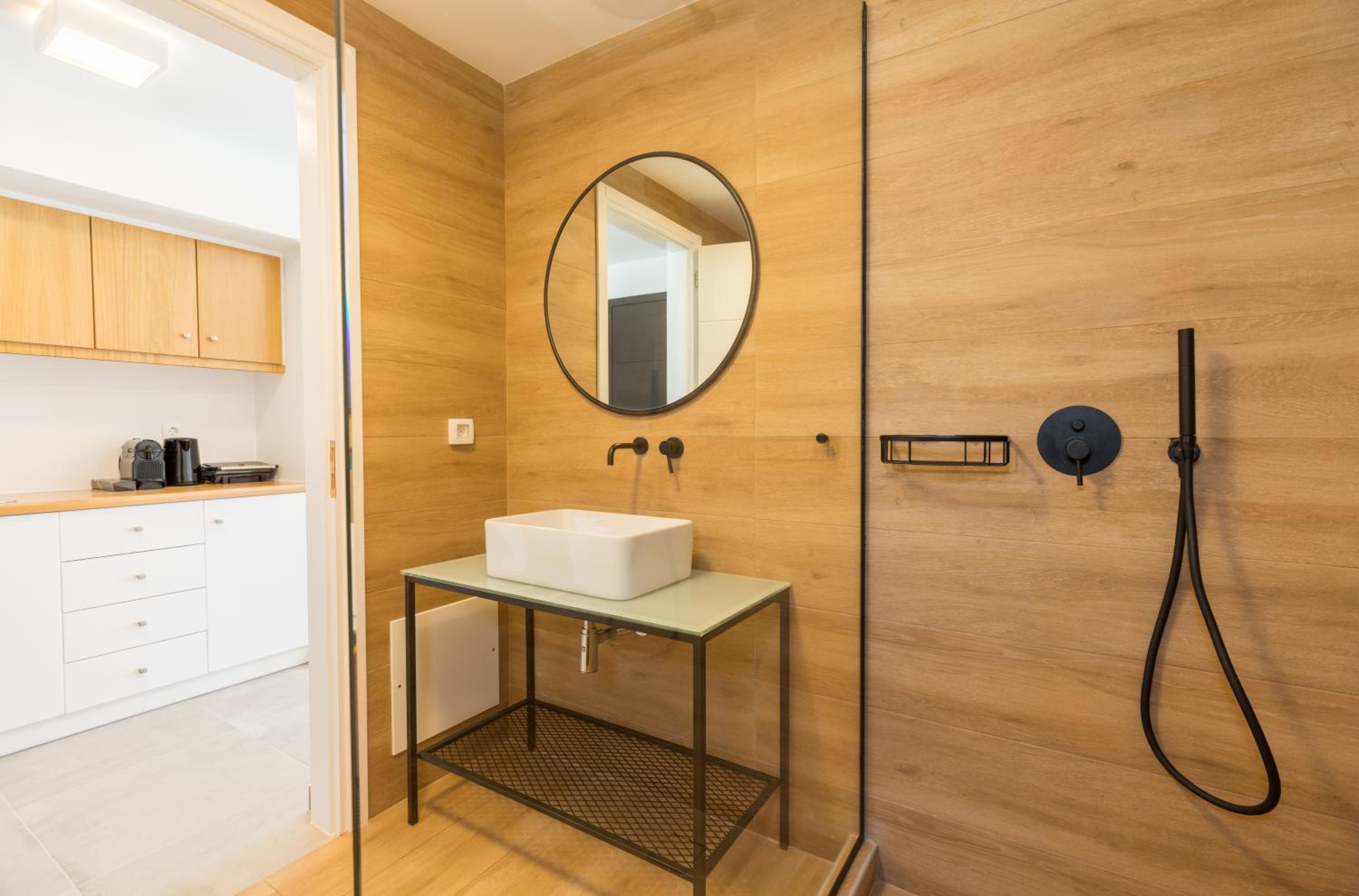 Nostos Apartments Kamari