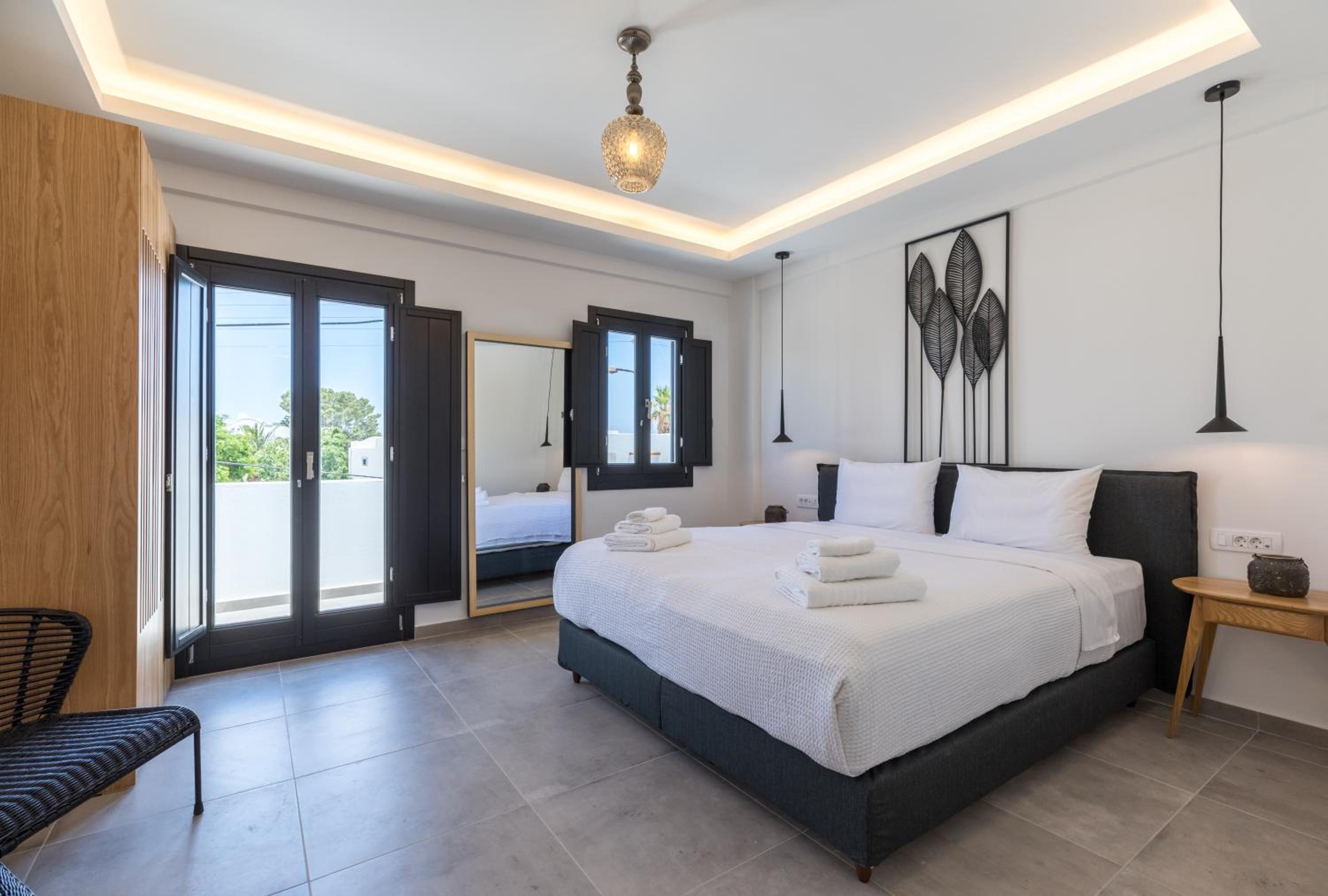 Nostos Apartments Kamari