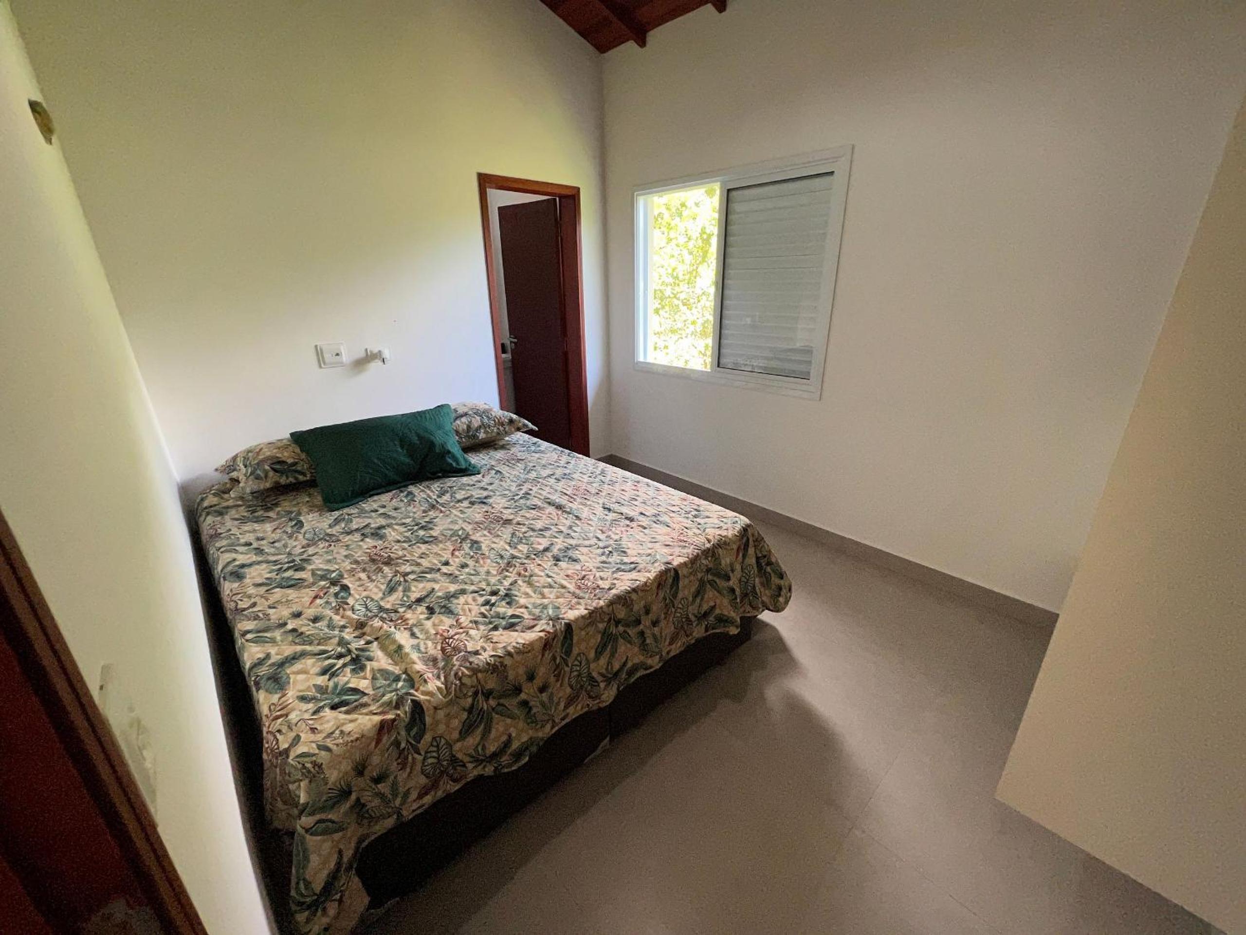Casa a poucos metros da Praia de Santiago
