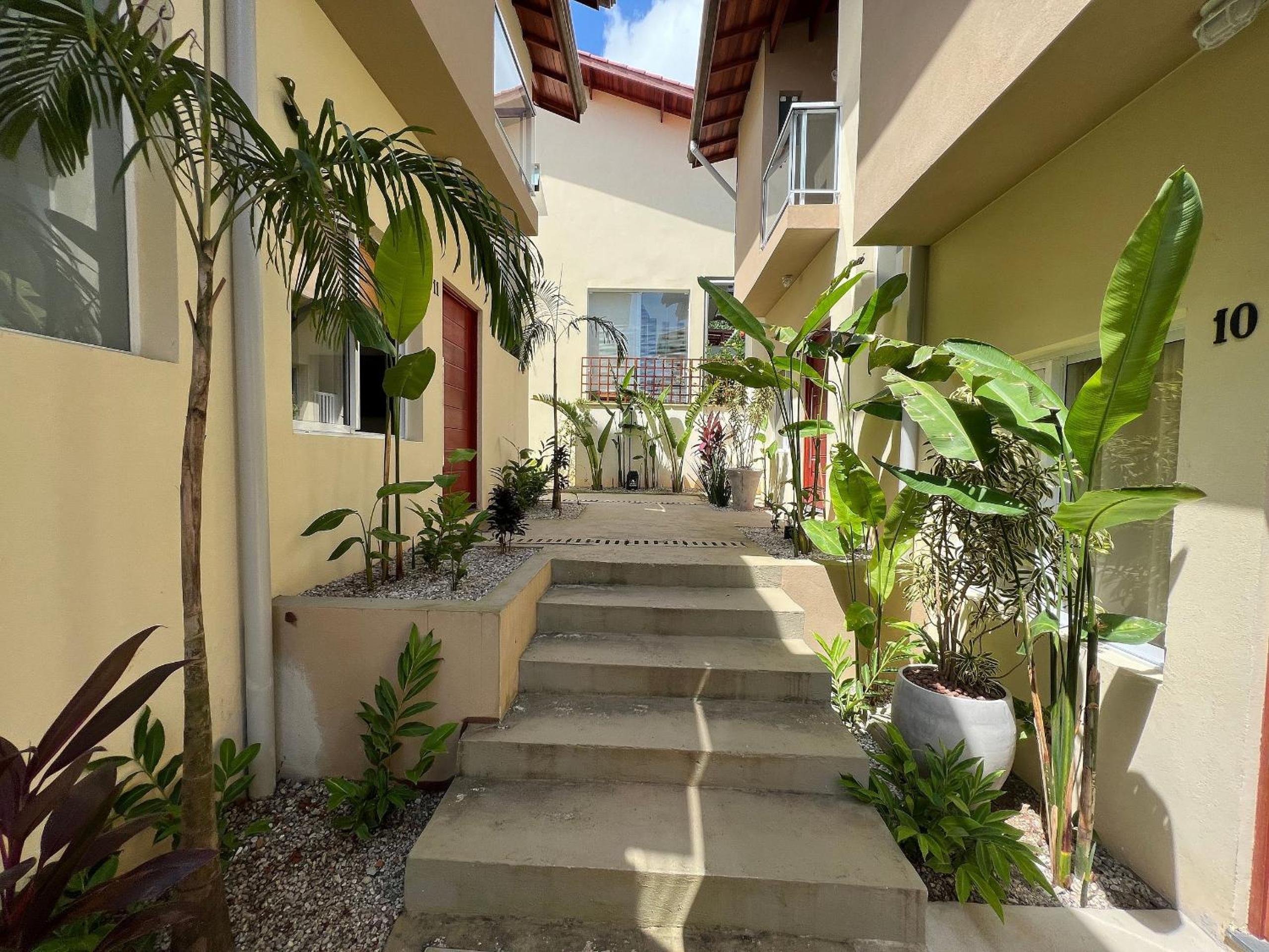 Casa a poucos metros da Praia de Santiago