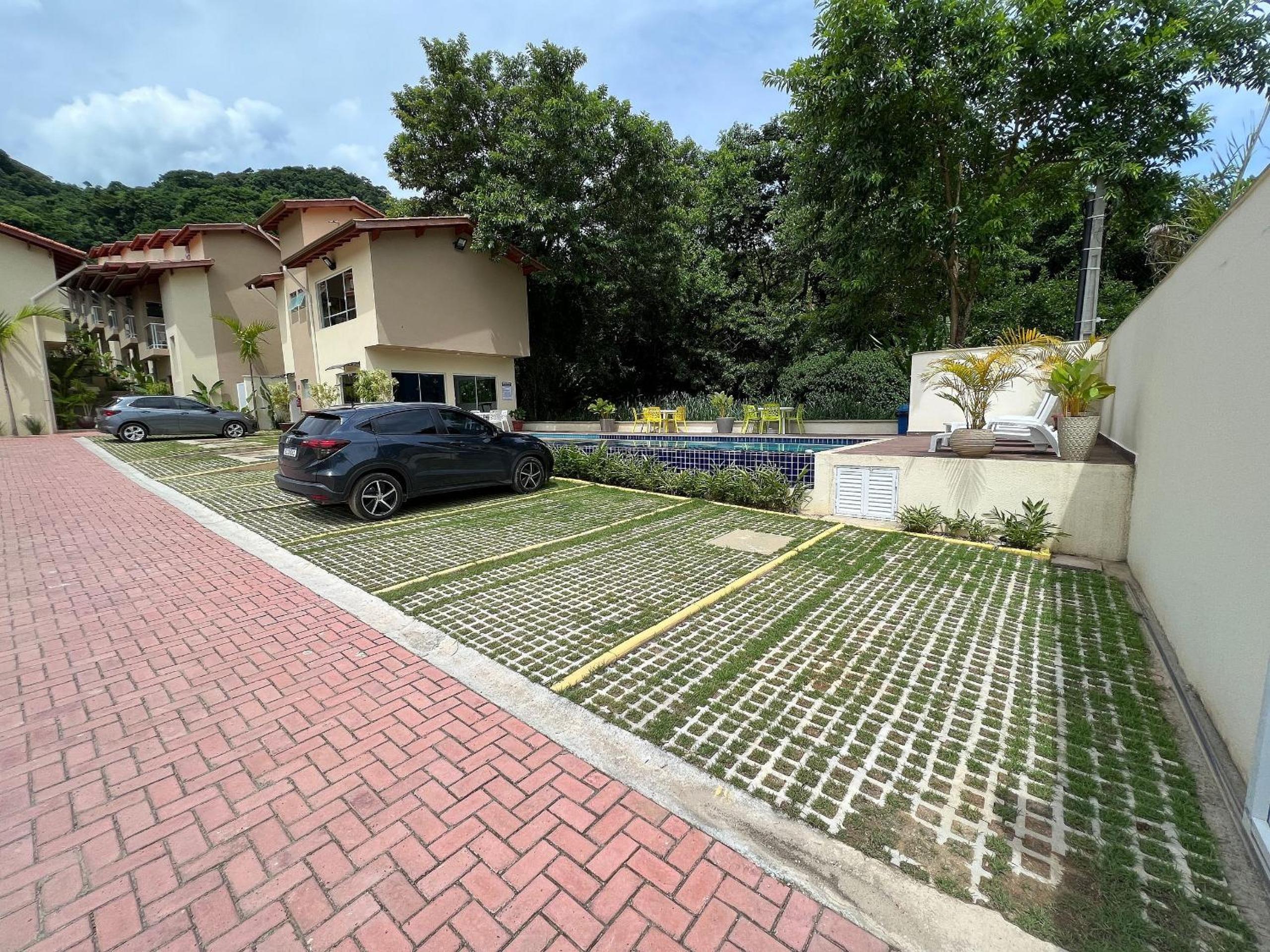 Casa a poucos metros da Praia de Santiago