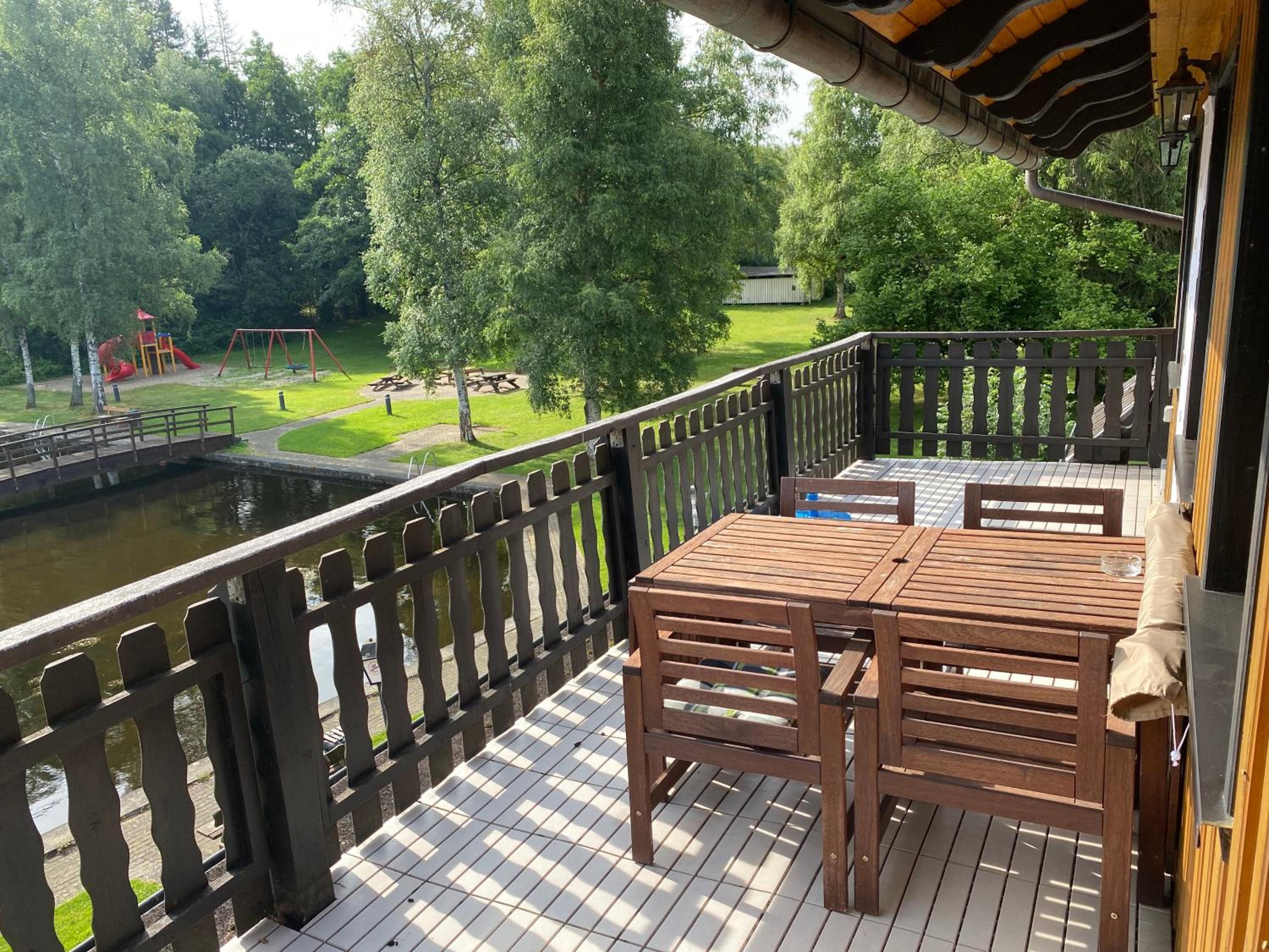 Das Waldseechalet Traumhafter Waldseeblick - großzügige Wohnung - Infrarotsauna