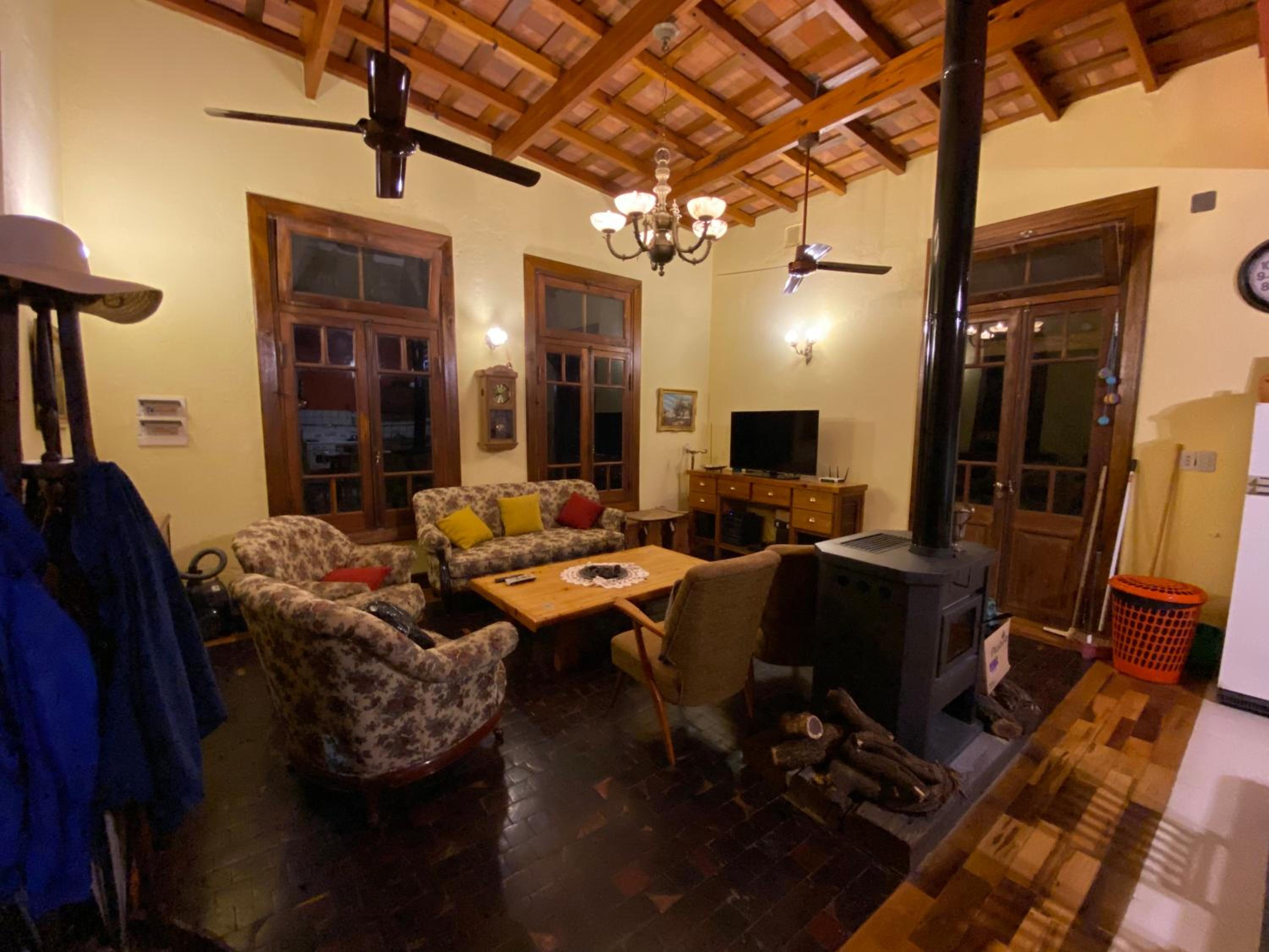 La Casona, Carpintería