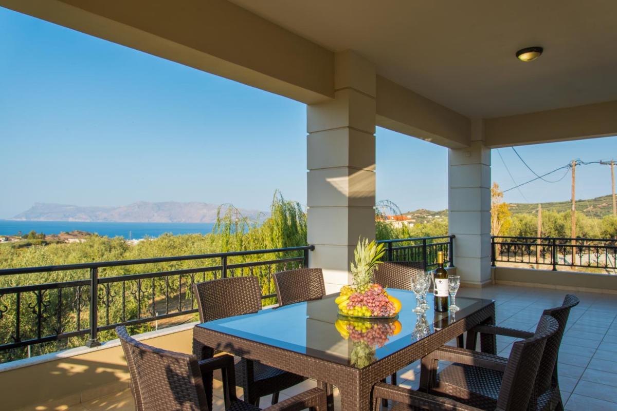 Villa Chrissi photo 3
