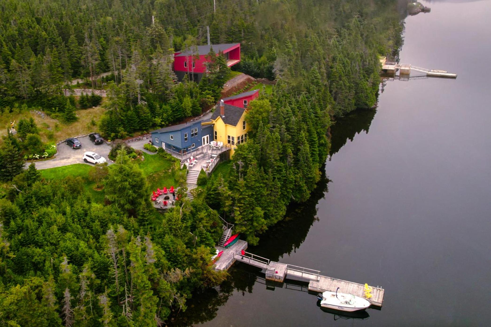 Lodging at Goose Cove Retreat - Trinity, Newfoundland
