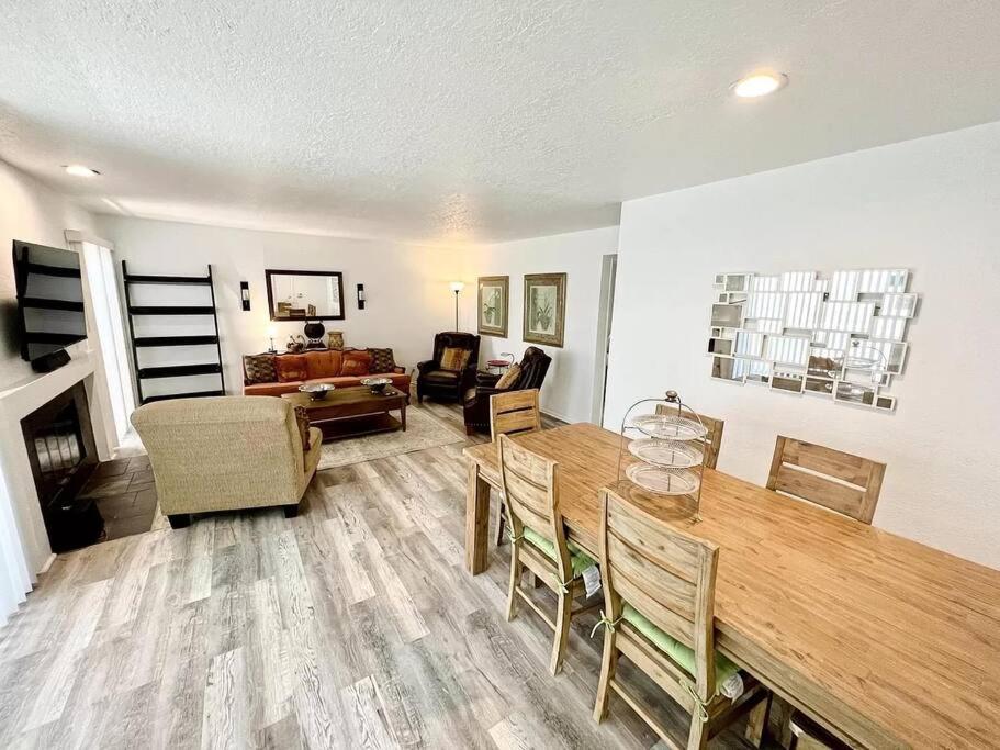 Los Angeles Vacations -  Valley Village Privacy Lux  - Property Image 2