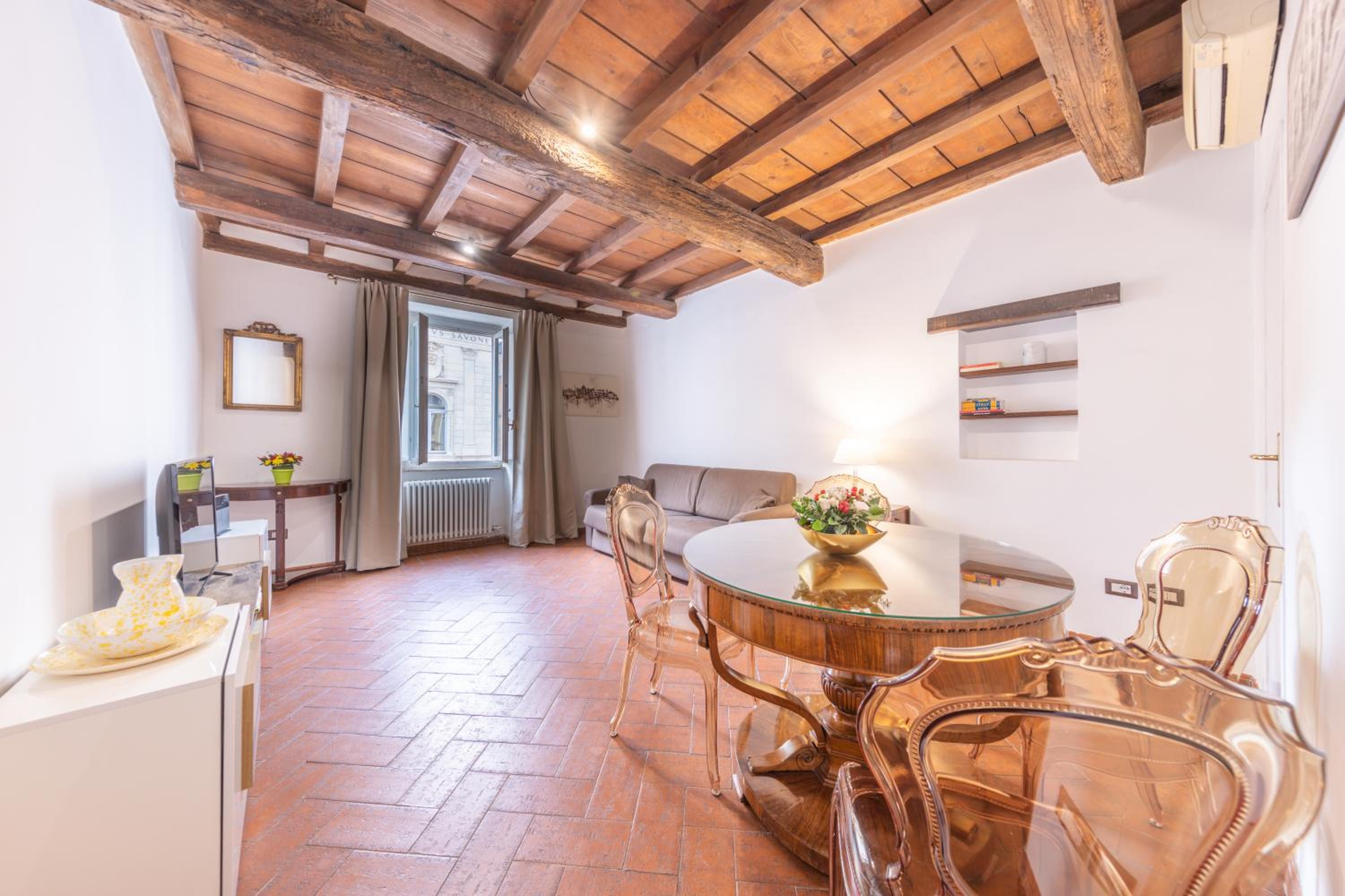 AC21 - Palazzetto Campo de' Fiori