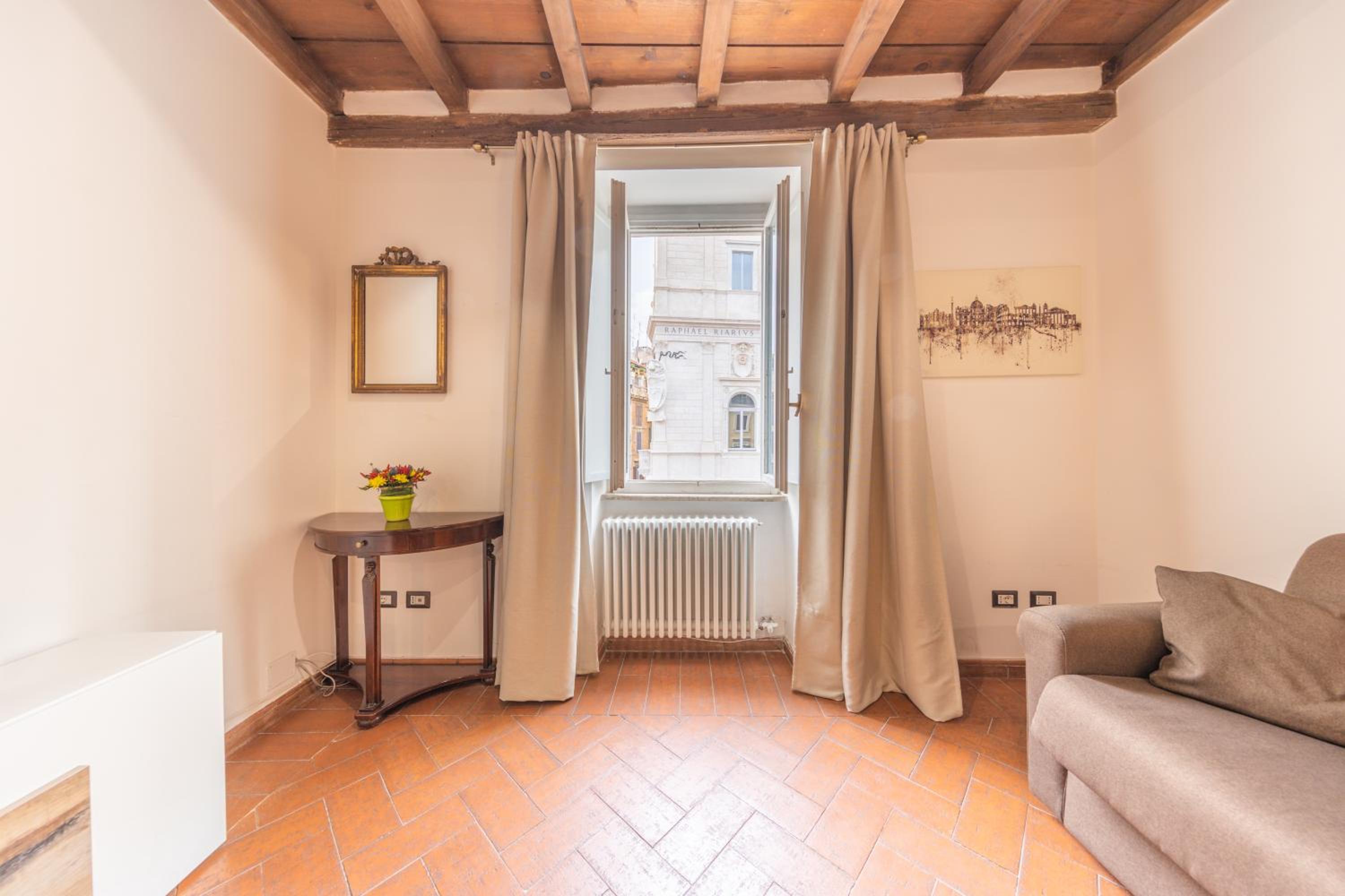 AC21 - Palazzetto Campo de' Fiori