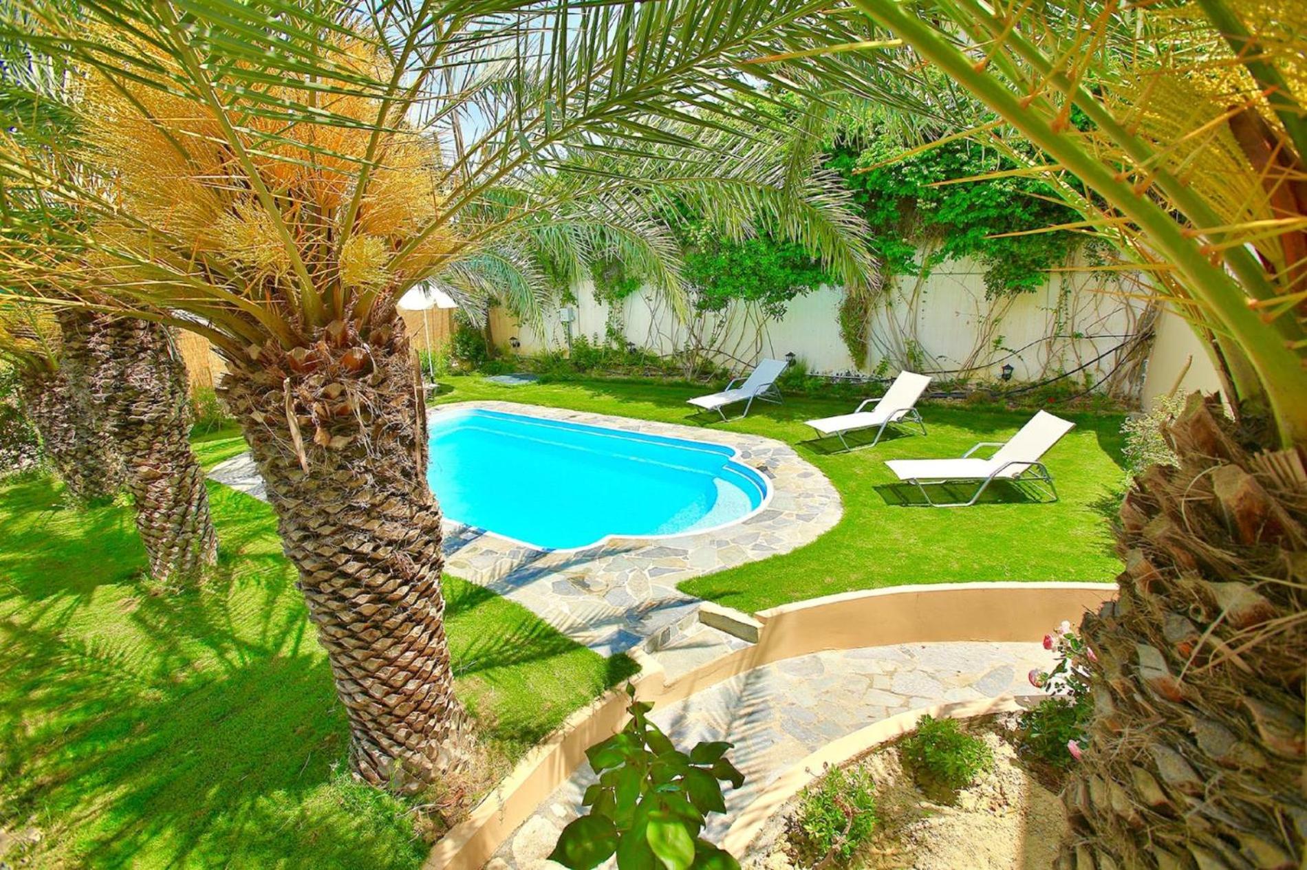 Villa Karteros with private swimming pool
