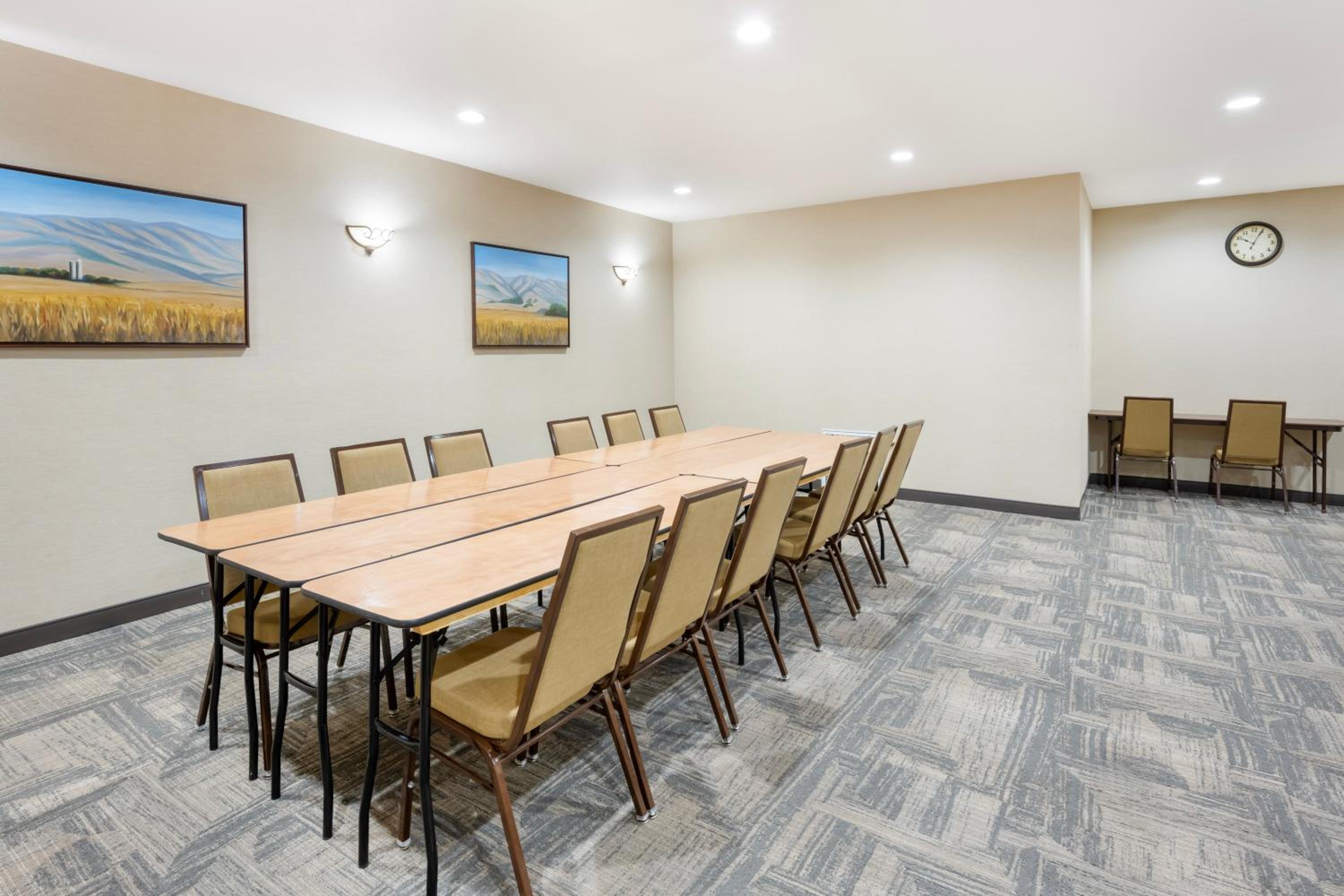 Walla Walla Vacations - Best Western PLUS Walla Walla Suites Inn - Property Image 8