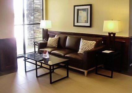 Woodward Vacations - Comfort Inn  Suites Woodward - Property Image 8