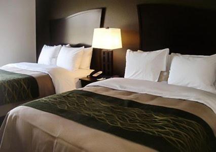 Woodward Vacations - Comfort Inn  Suites Woodward - Property Image 9