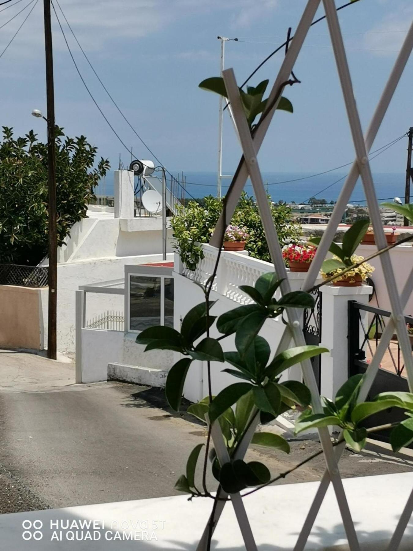 Stella Luxury Apartment Kalathos view 5
