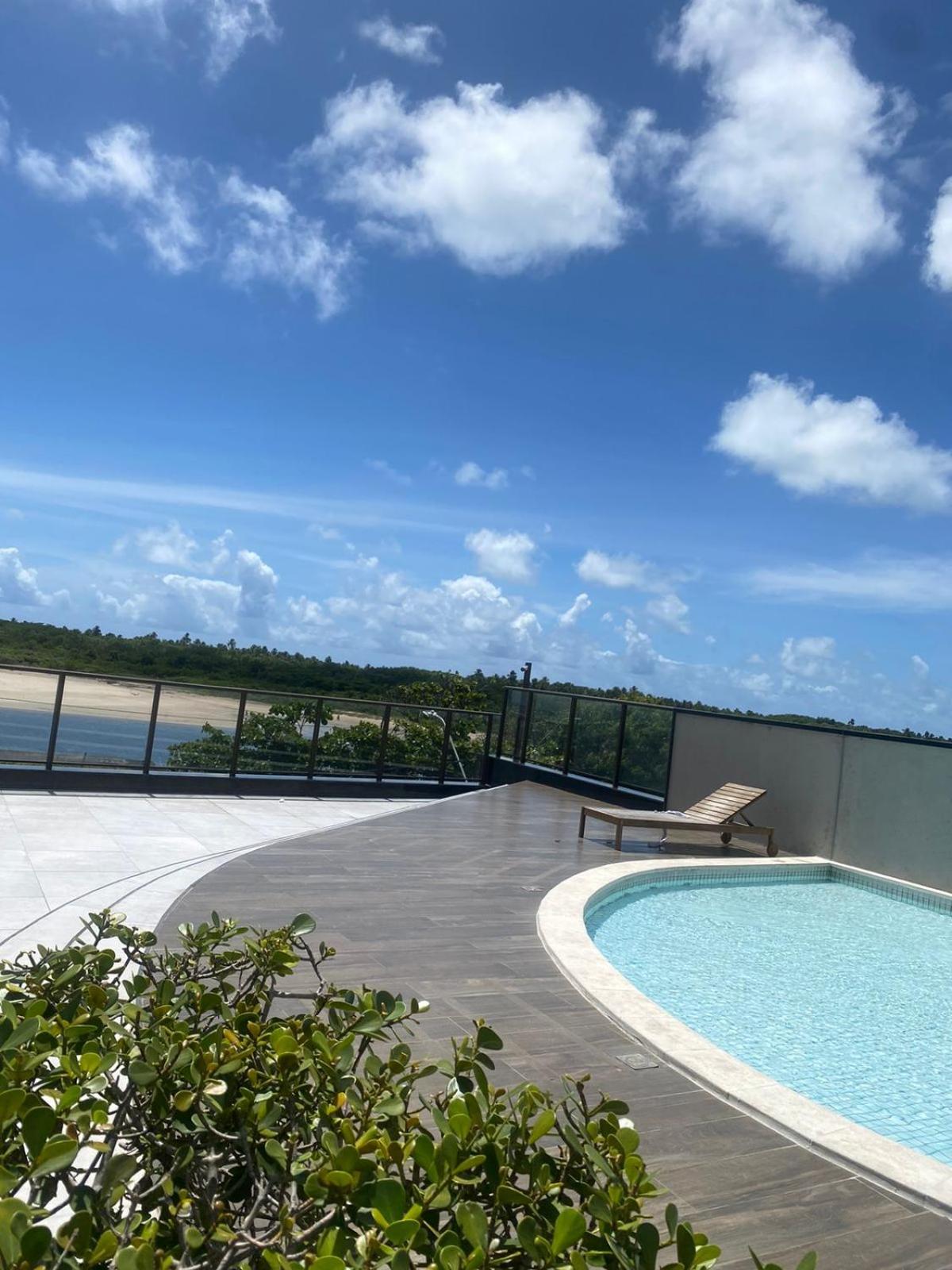 BHS Flat a beira mar 2203