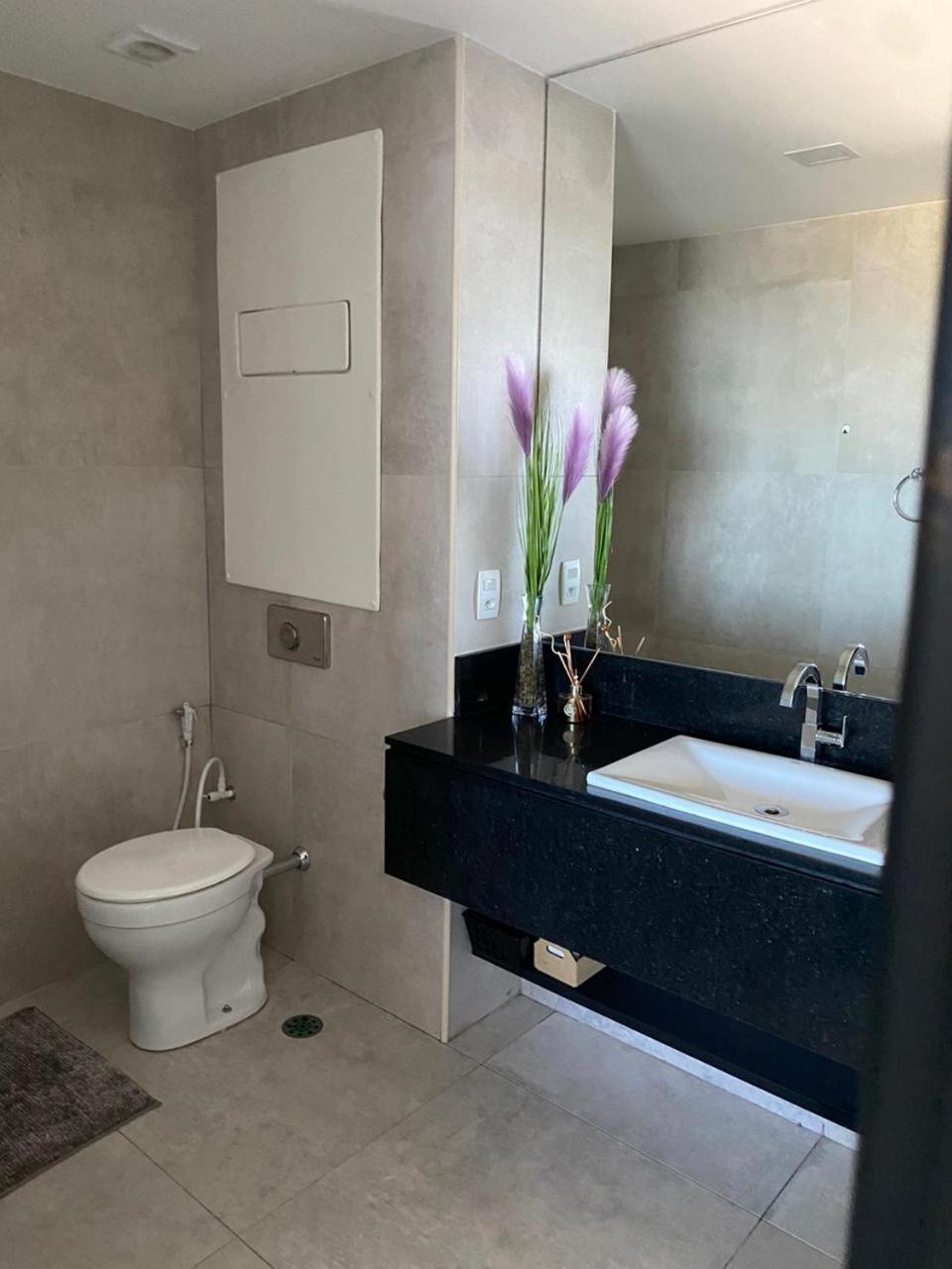 BHS Flat a beira mar 2203