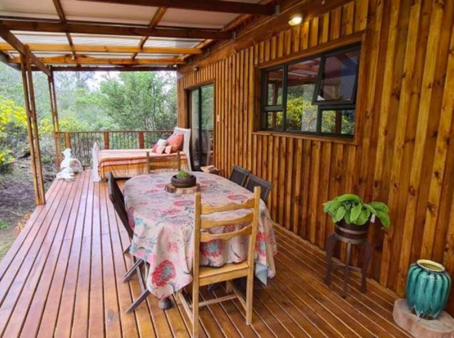Digital nomad forest dream – Now & Here Farm