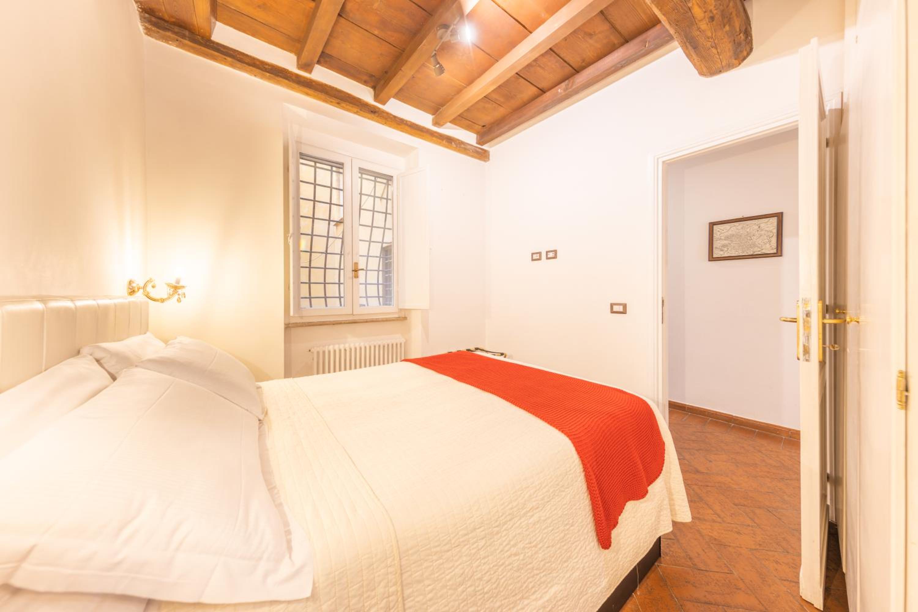 AC21 - Palazzetto Campo de' Fiori