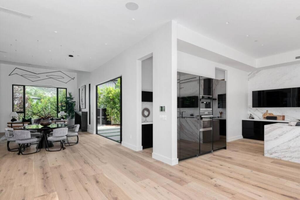 ৎ୭ Hollywood Sign View Manor Lux ৎ୭