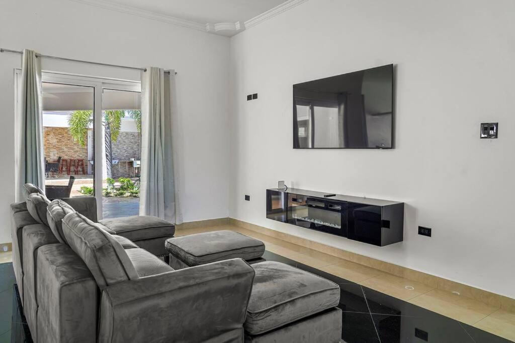 Westpunt Holiday Home