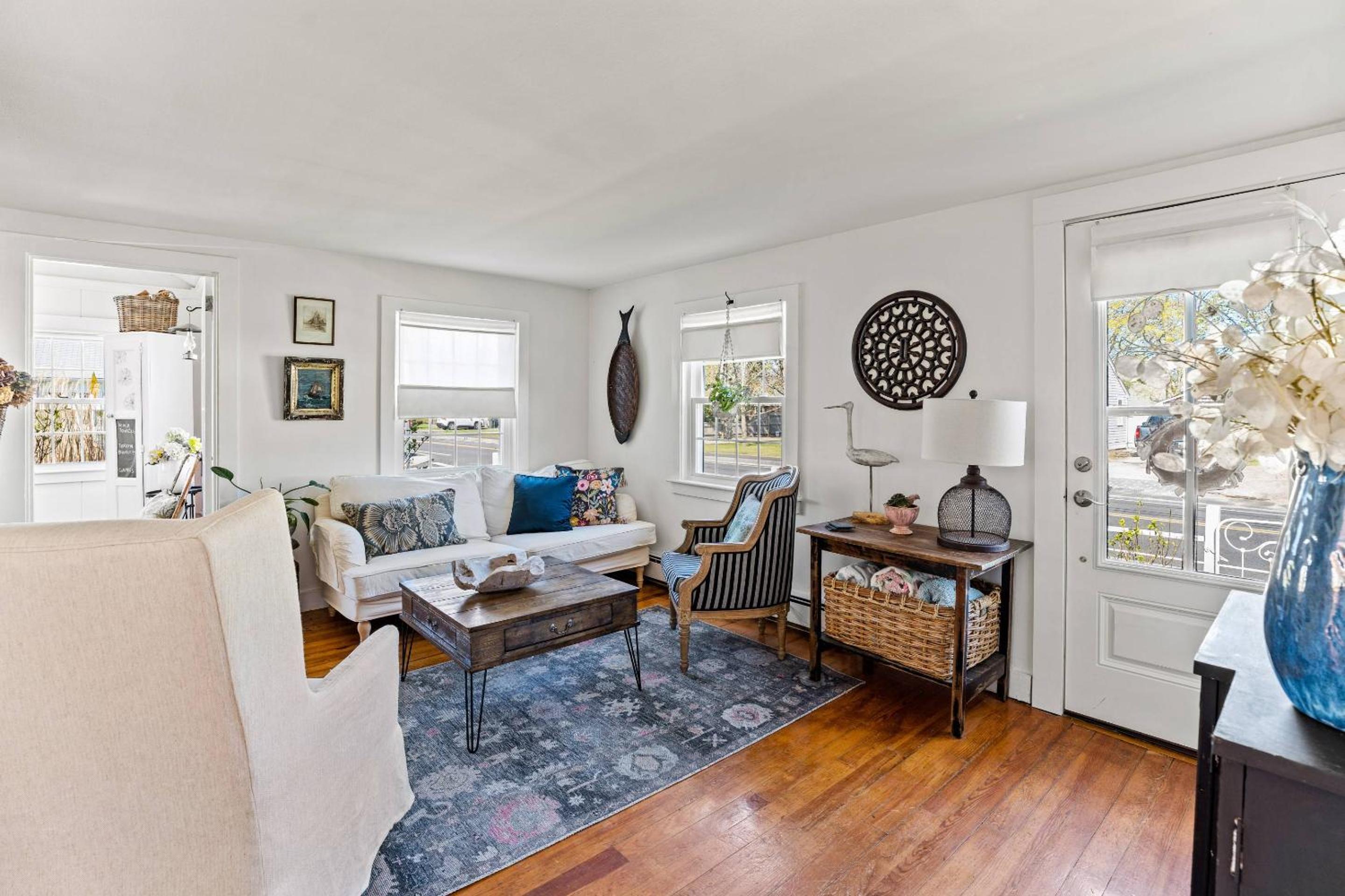 227 Winter St, Hyannis view 3