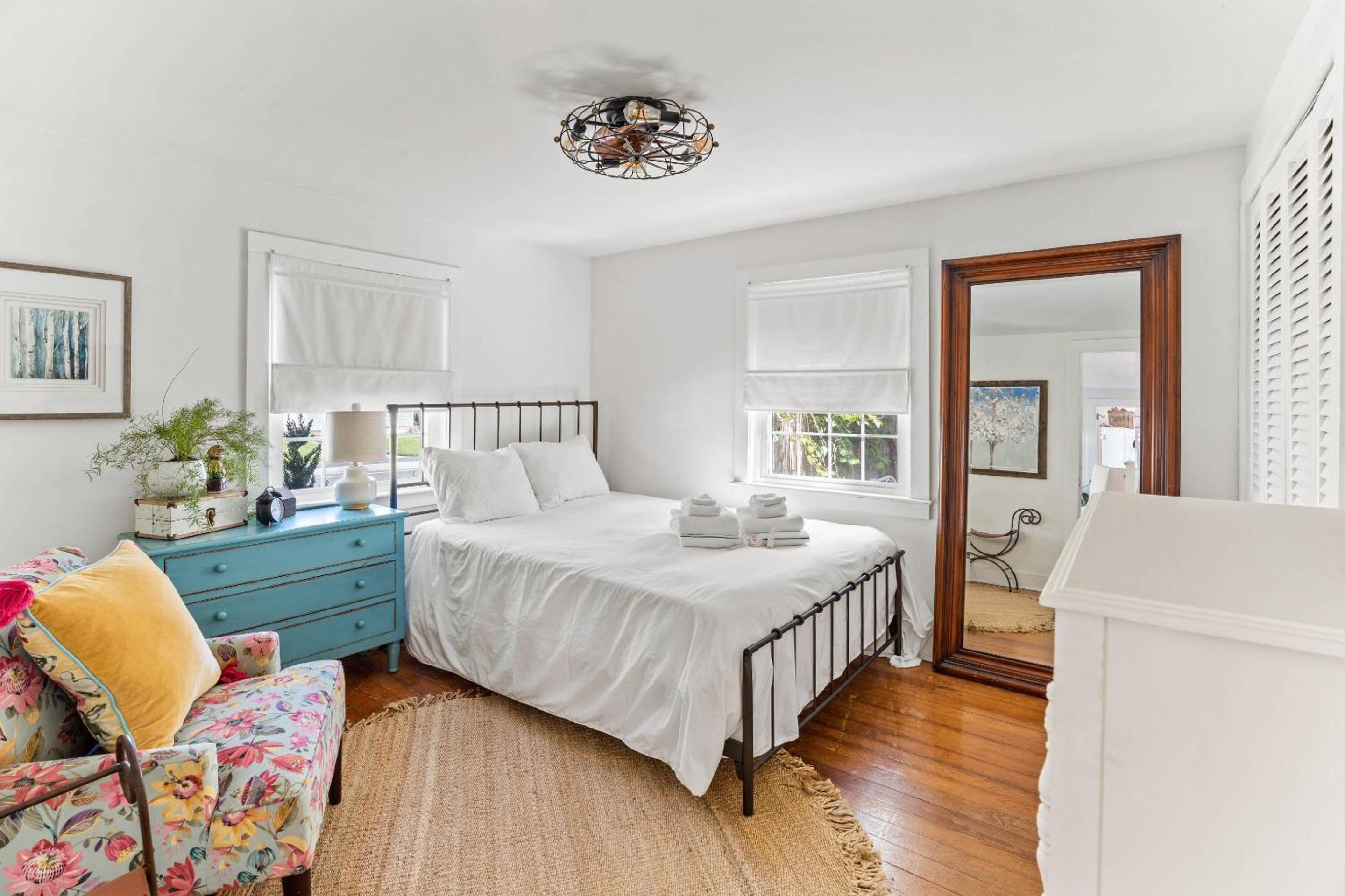 227 Winter St, Hyannis view 4