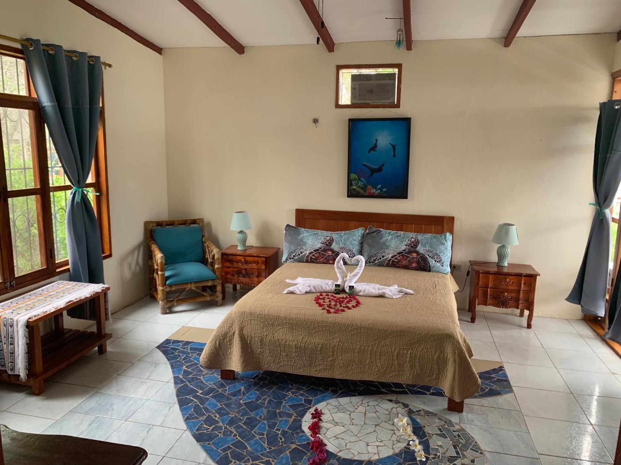 Casa Verde Vacation Garden Home view 2