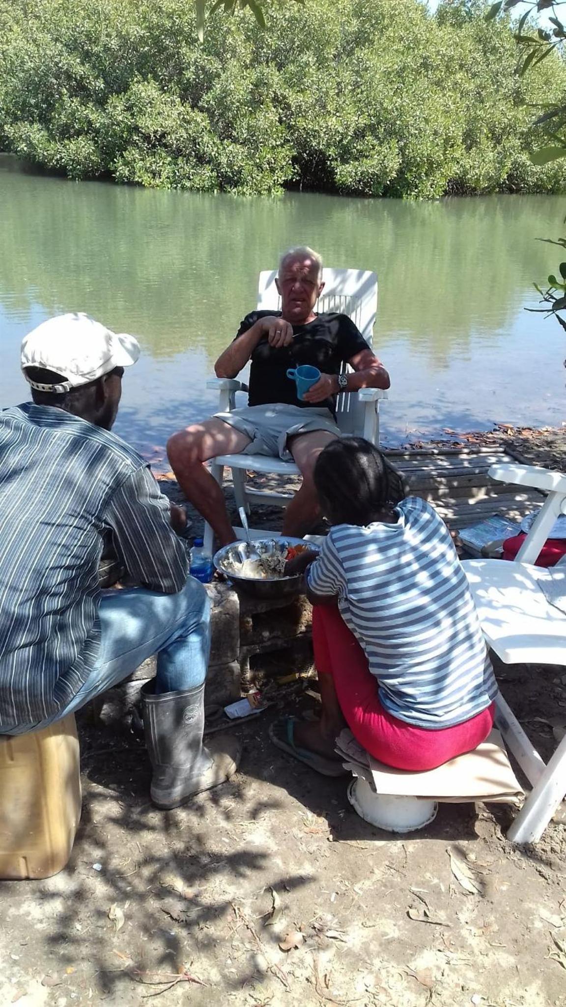 MANGROVE BEACH