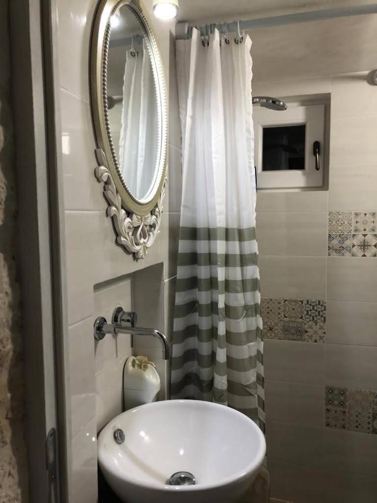 Trullo dell' Edera con piscina privata