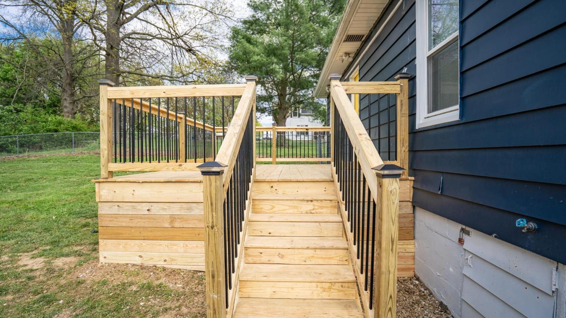 Elegant Williamstown Home 5 minutes to Ark view 5