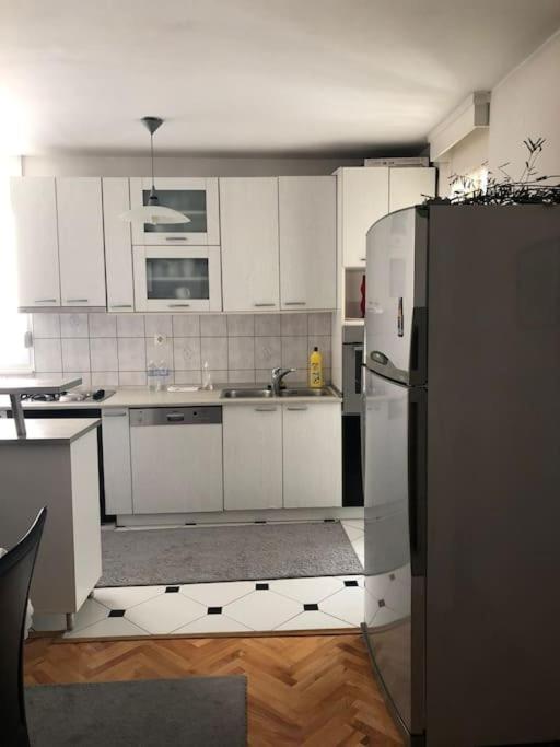 Apartment G