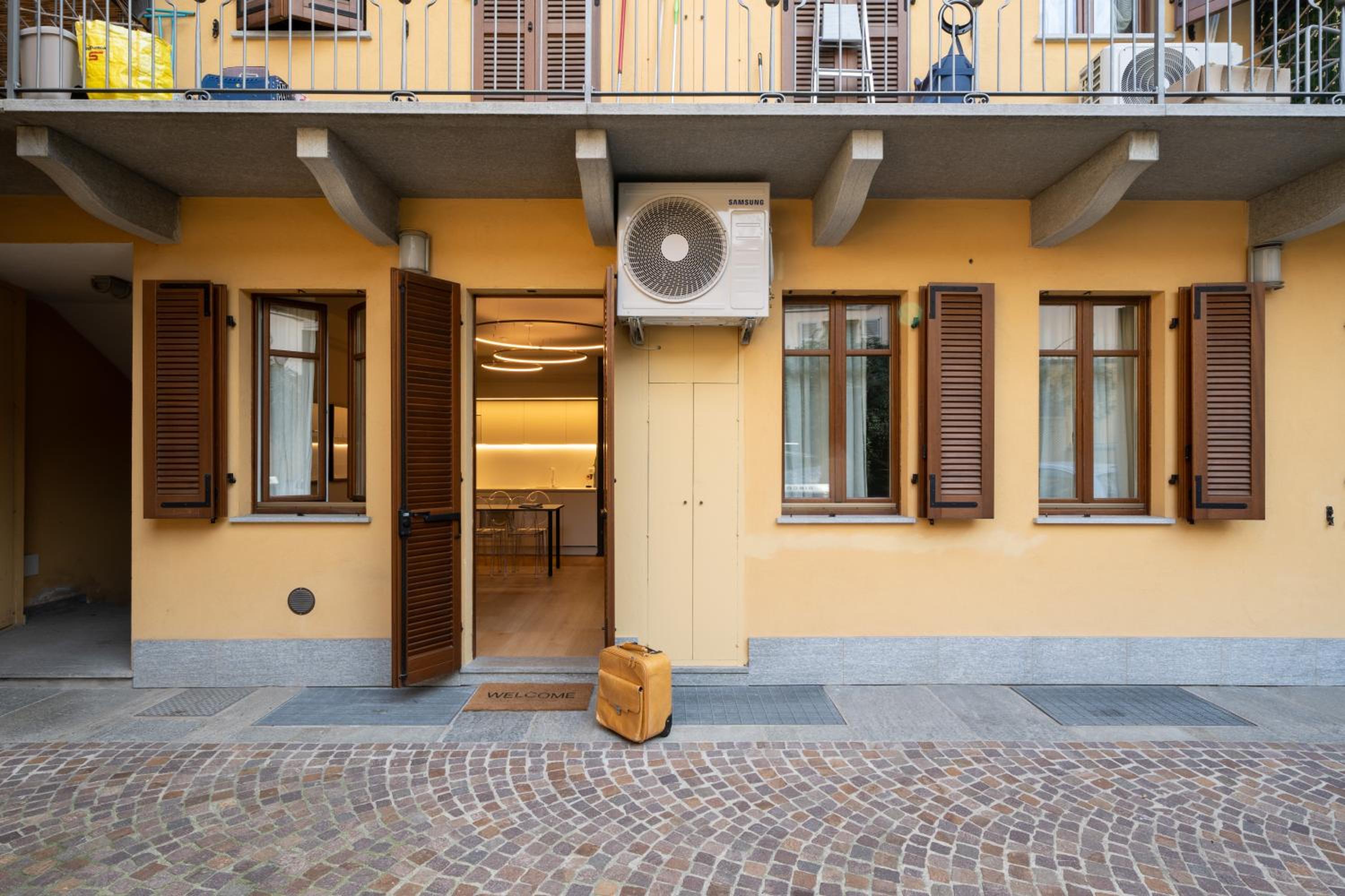 Casa da Anna, incantevole nel cuore di Alba, alloggio di design - parcheggio photo 4