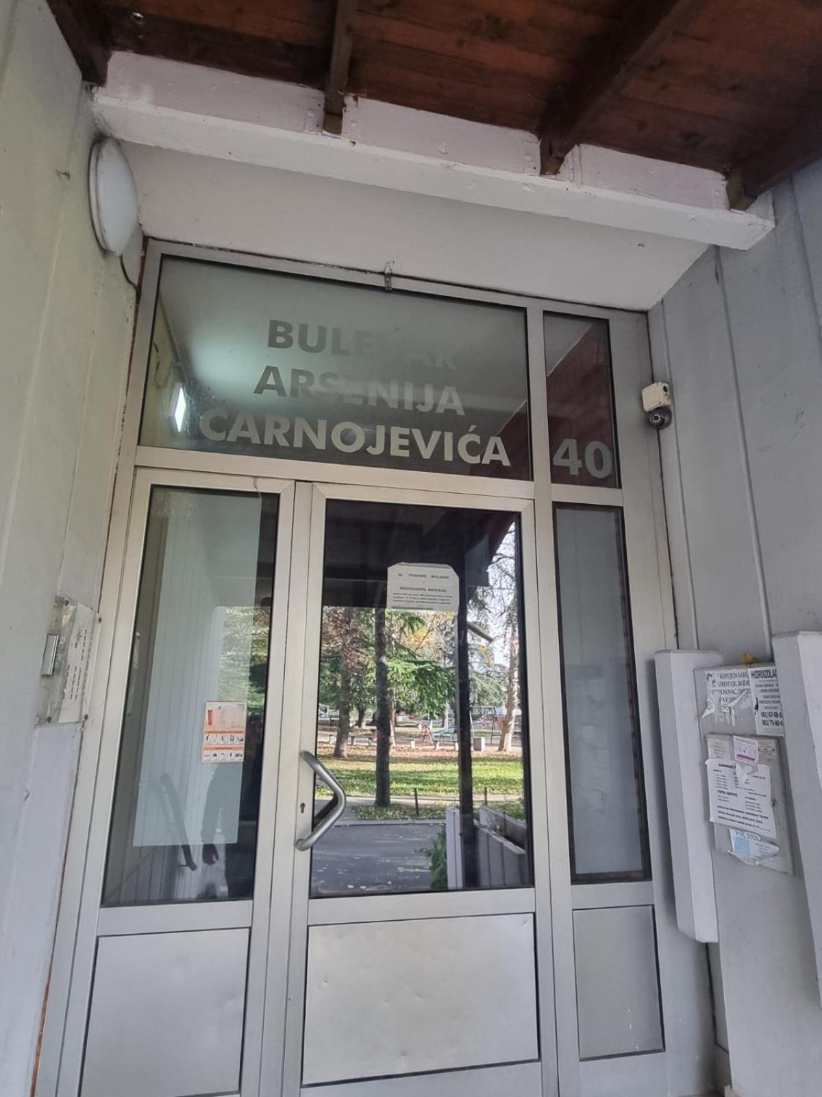 Hawaii- 2 bdr, Arena, Sava centar, FREE PARKING