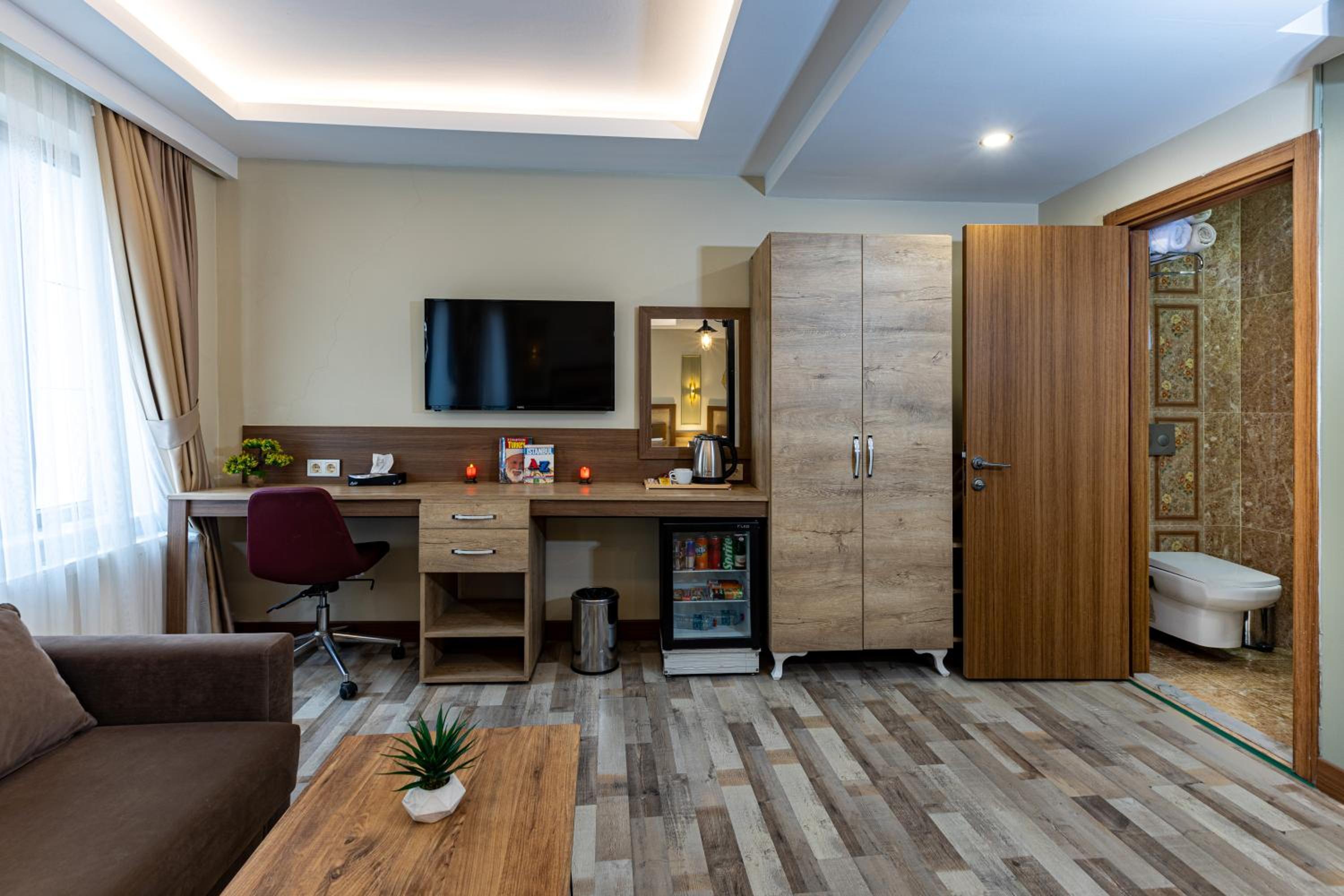 LINNGA HOTEL & SUITE - Image 44