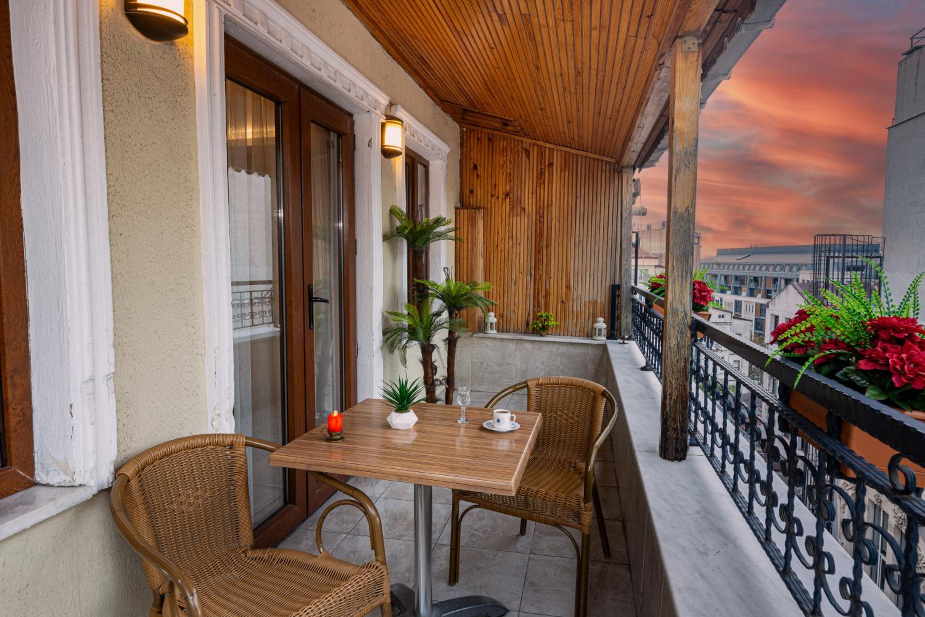 LINNGA HOTEL & SUITE - Image 20