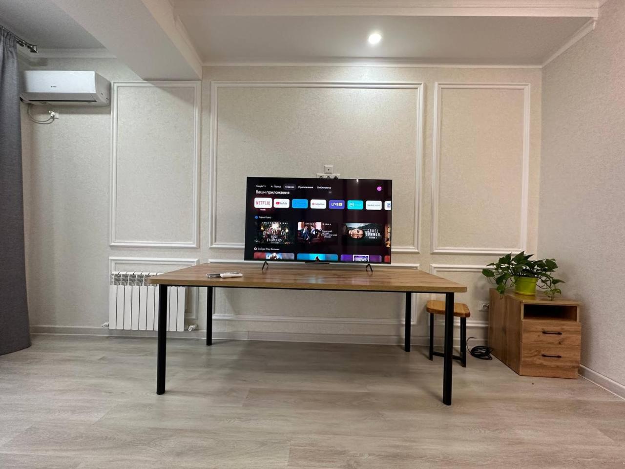 2-bedroom apartment on city center near Sheraton Hotel view 4