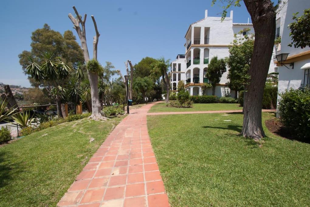 Apartamento con piscina cerca del golf en Atalaya - ATALAYA DEL GOLF 31 view 5